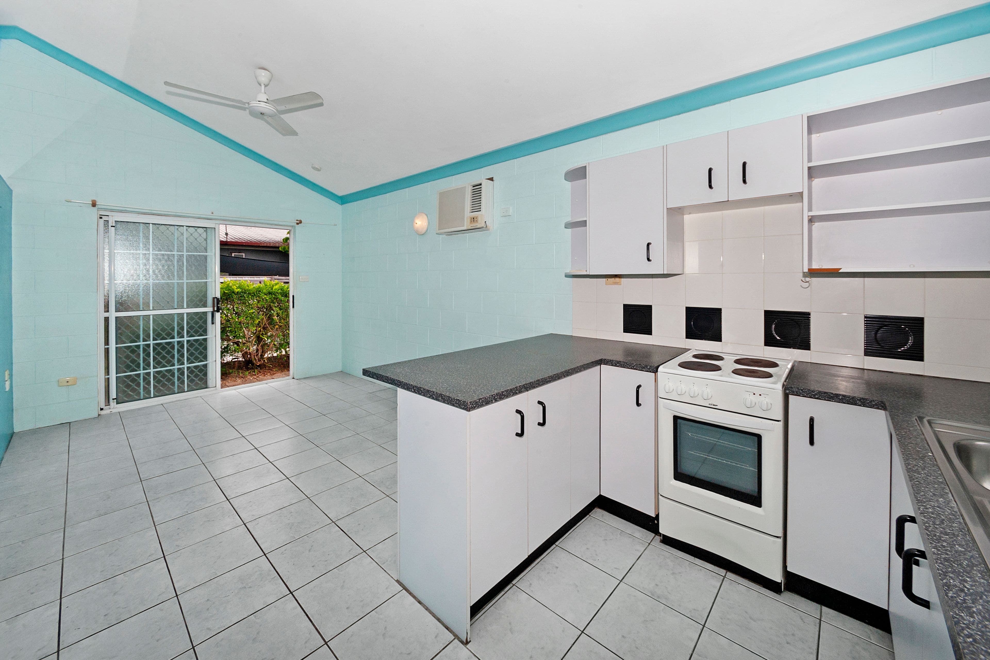 485 McCoombe Street, Mooroobool QLD 4870, Mooroobool - Thumbnail 2
