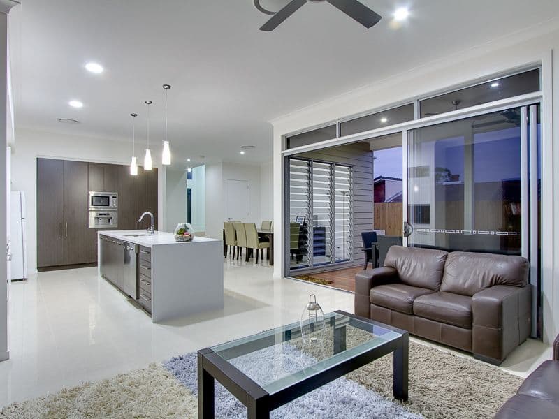 8 Connah Street, TARRAGINDI QLD 4121, Tarragindi - Thumbnail 2