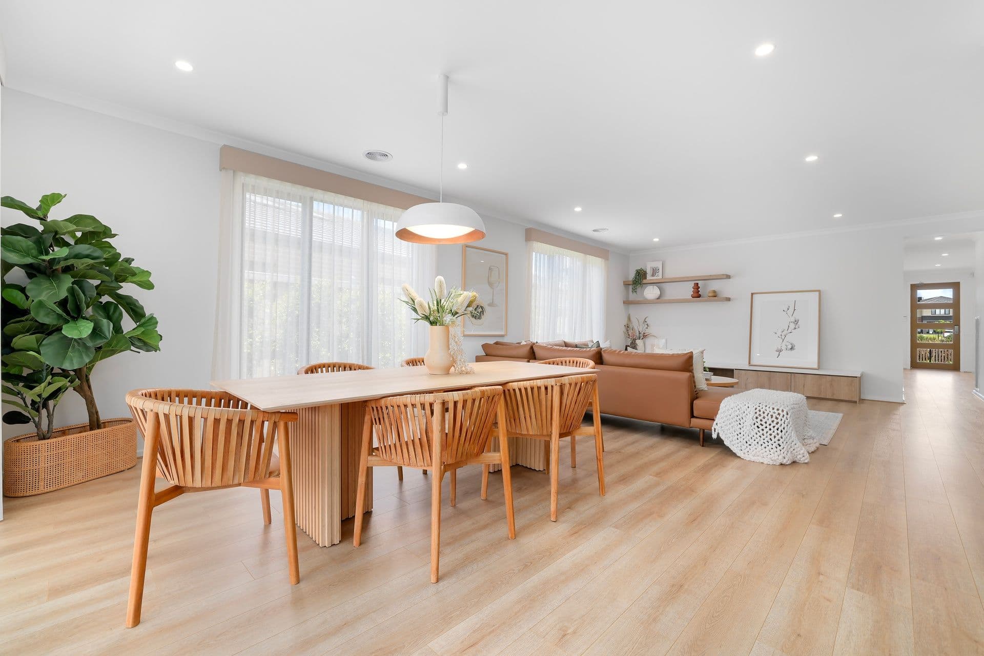 39 O'Connor Avenue, Clyde North VIC 3978, Clyde North - Thumbnail 4