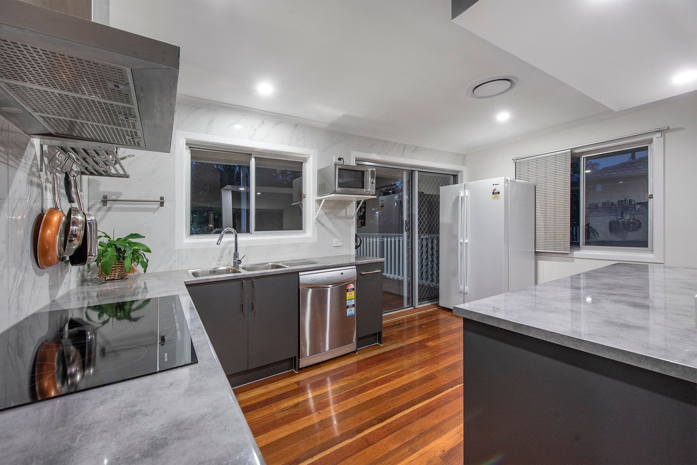 92 Woodlands Drive, Rochedale South QLD 4123, Rochedale South - Thumbnail 2