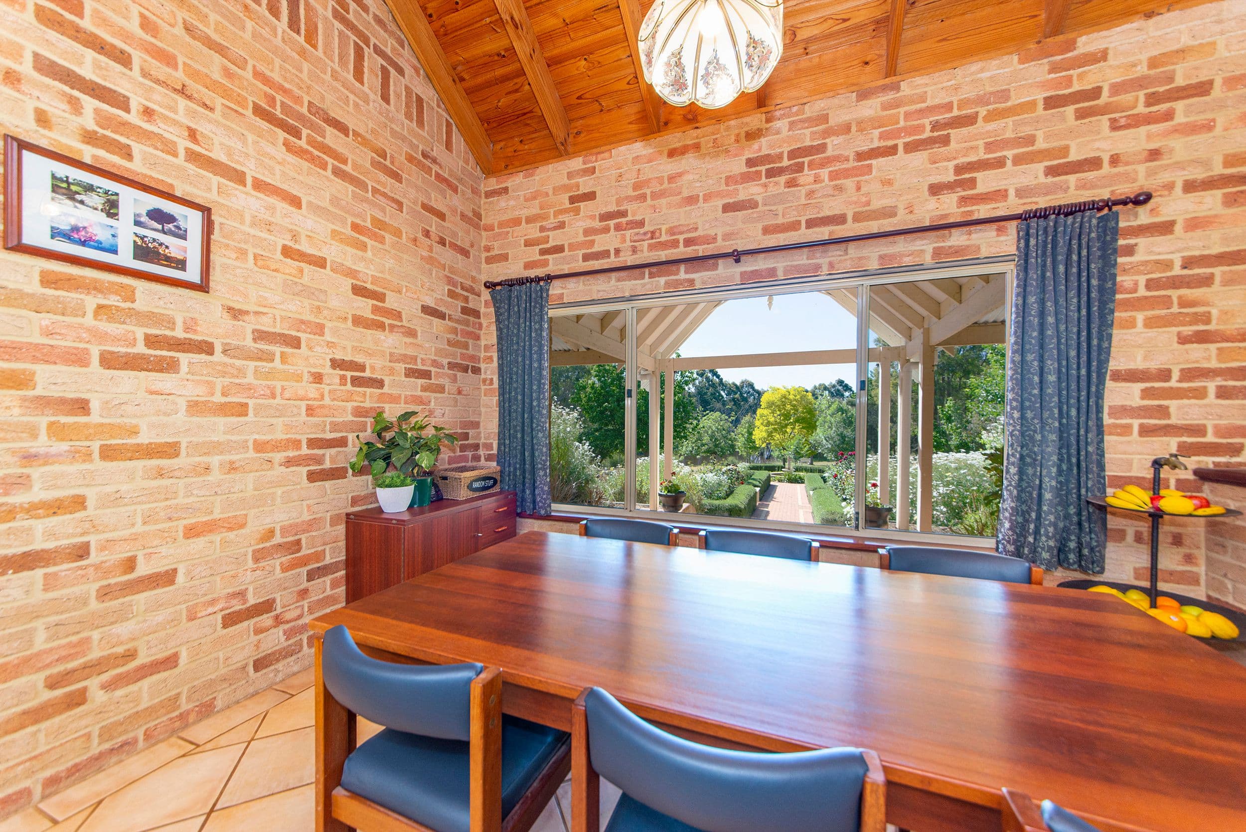 10 Watersford Road, Winnejup WA 6255, Winnejup - Thumbnail 7