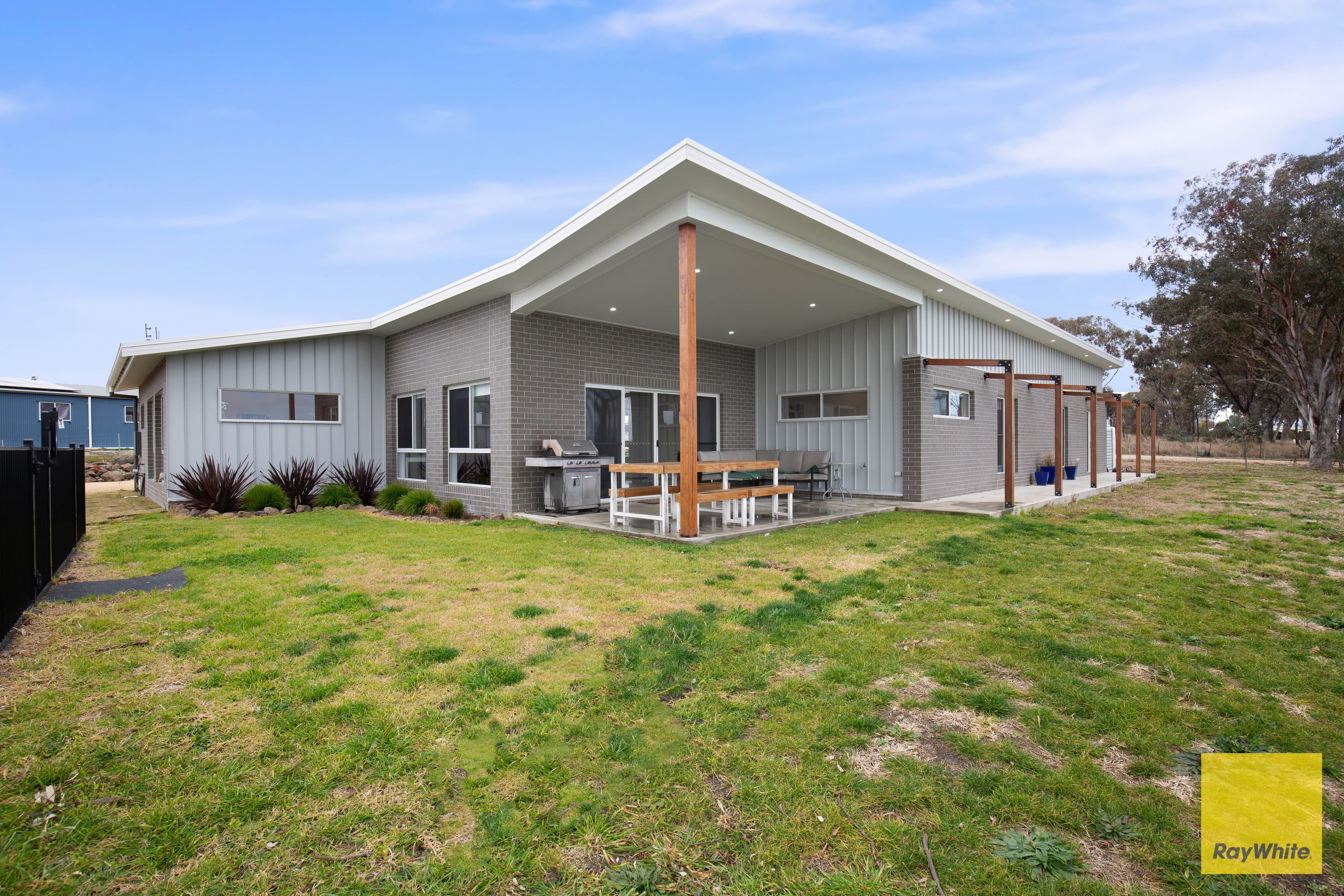 9 Masons Lane, Inverell NSW 2360, Inverell - Thumbnail 2