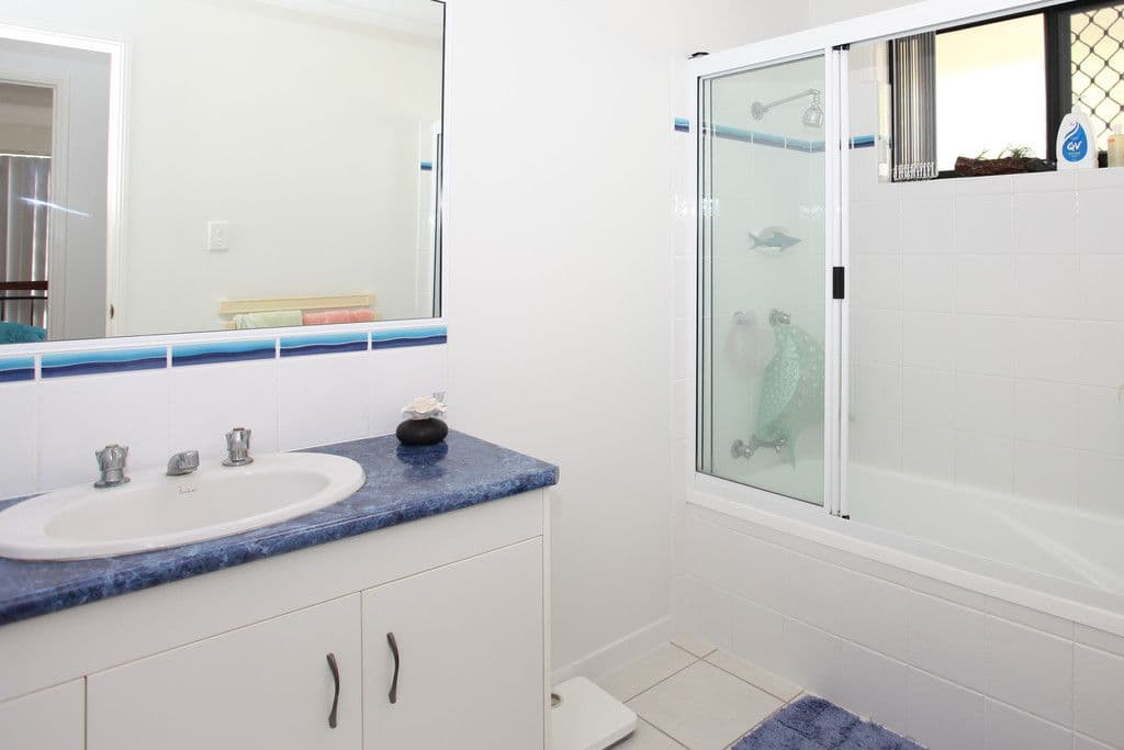 16 Collins Court, Eimeo QLD 4740, Eimeo - Thumbnail 7