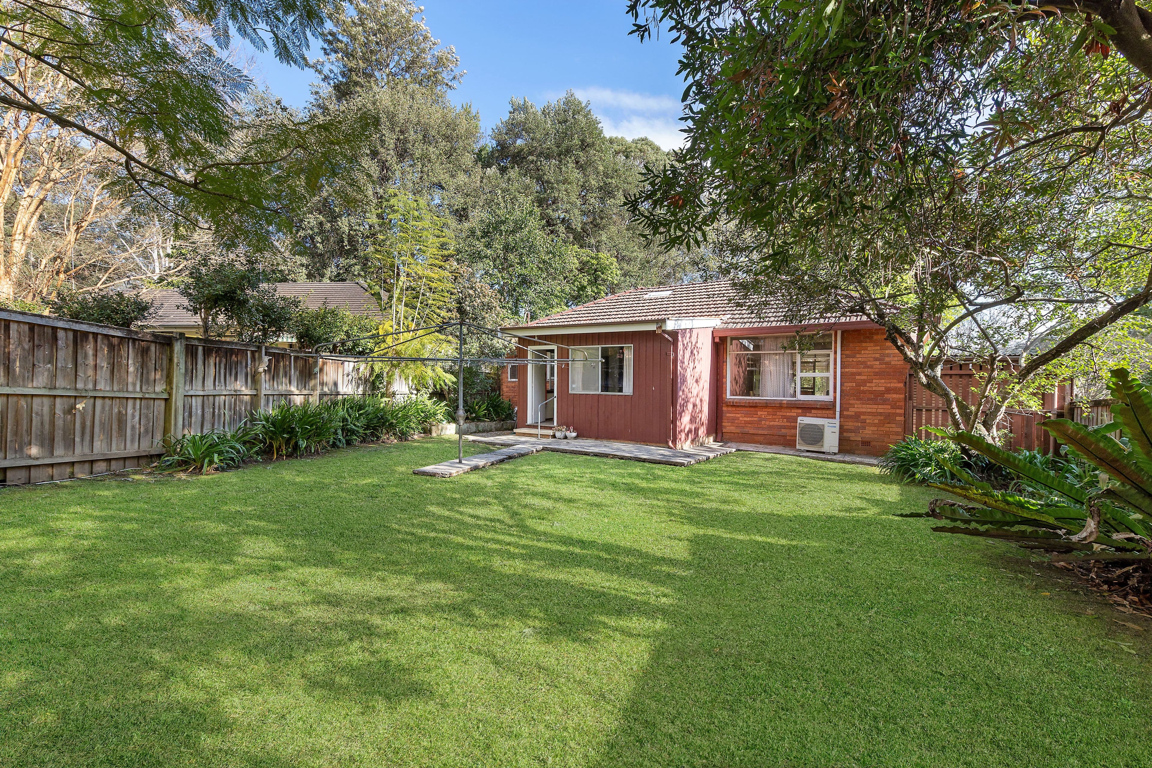 2 Woodbine Avenue, Normanhurst NSW 2076, Normanhurst - Thumbnail 2