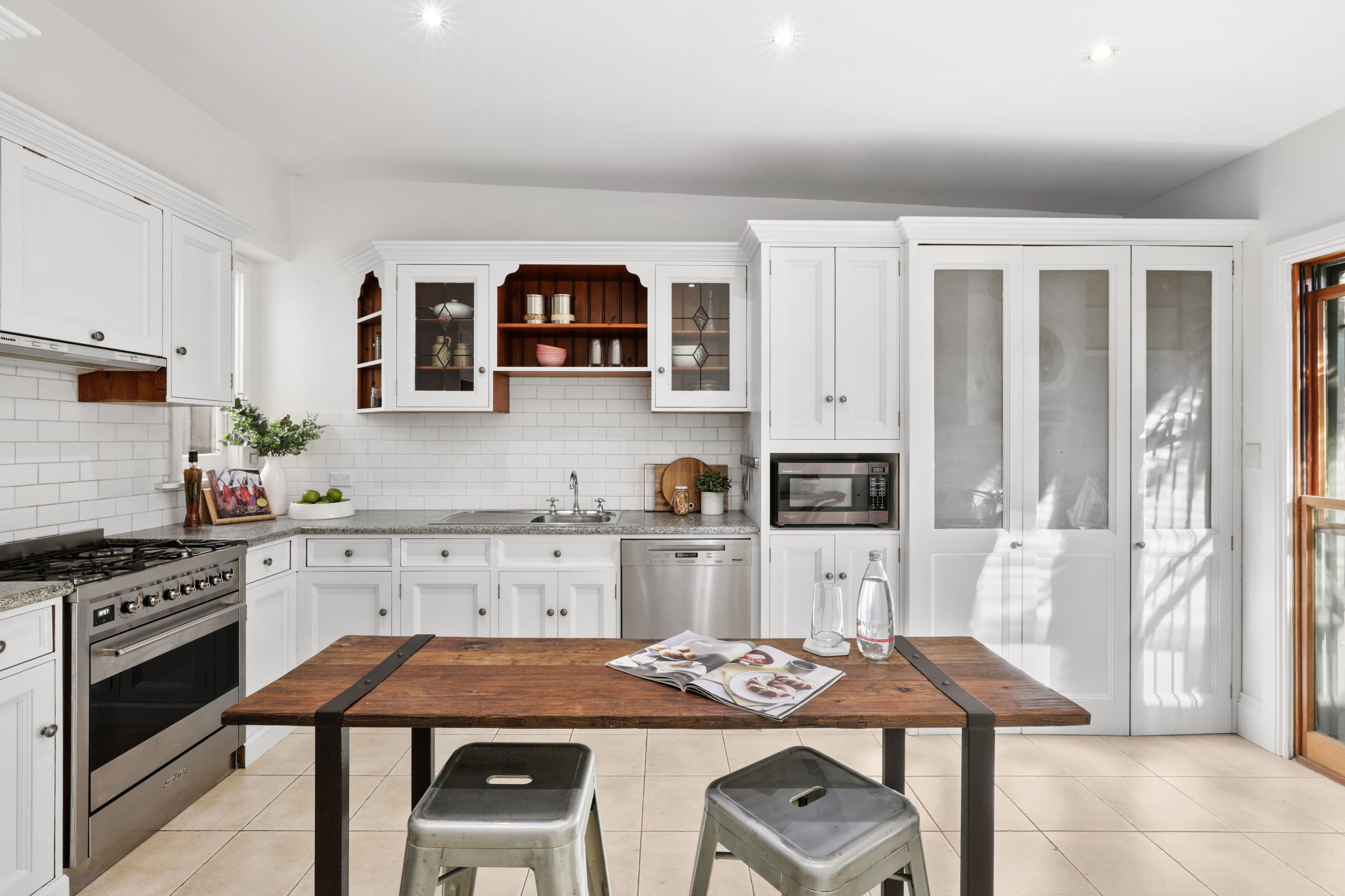 24 O'Connell Street, Newtown NSW 2042, Newtown - Thumbnail 2