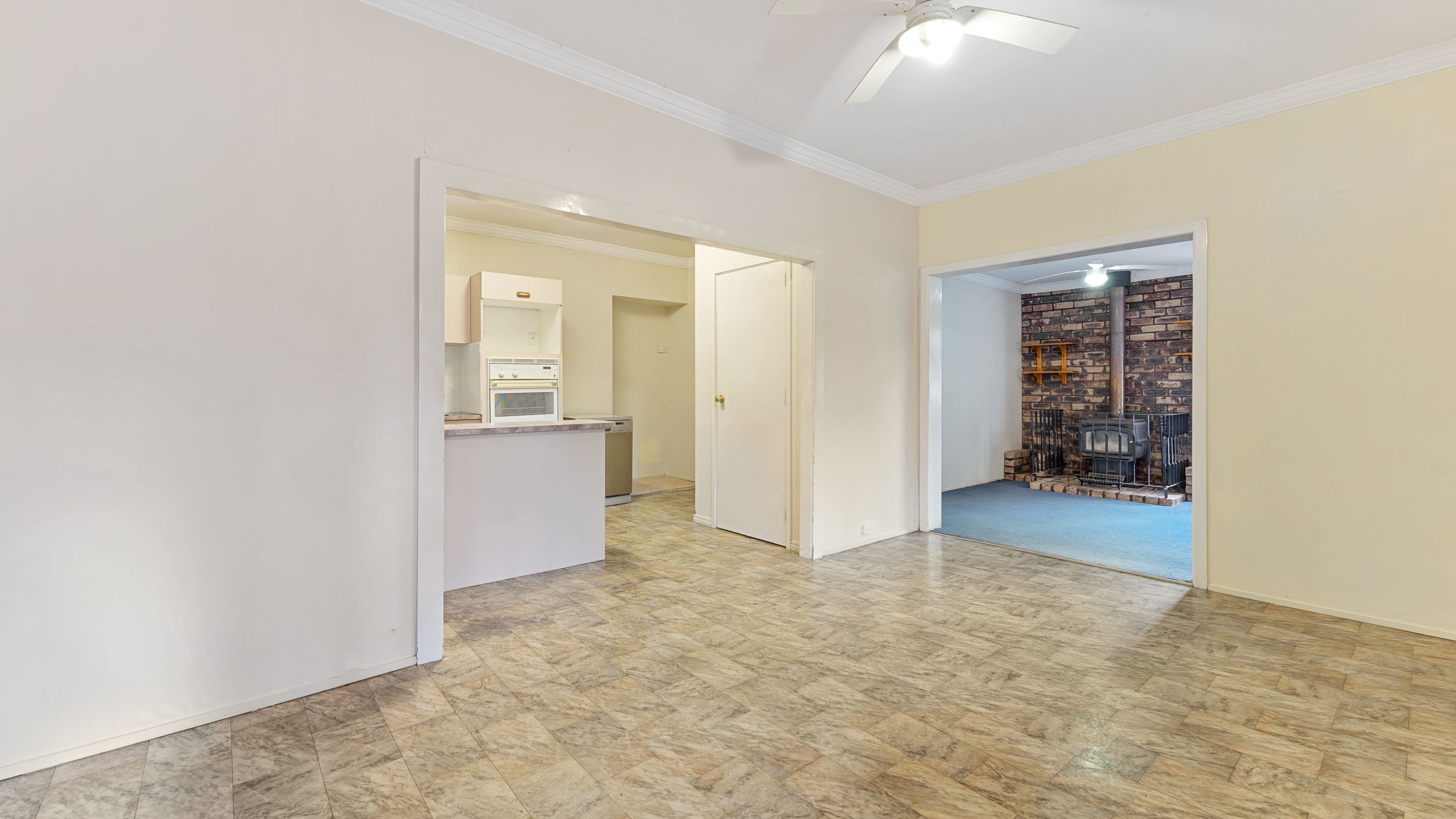 806 Chambers Flat Road, Logan Reserve QLD 4133, Logan Reserve - Thumbnail 2