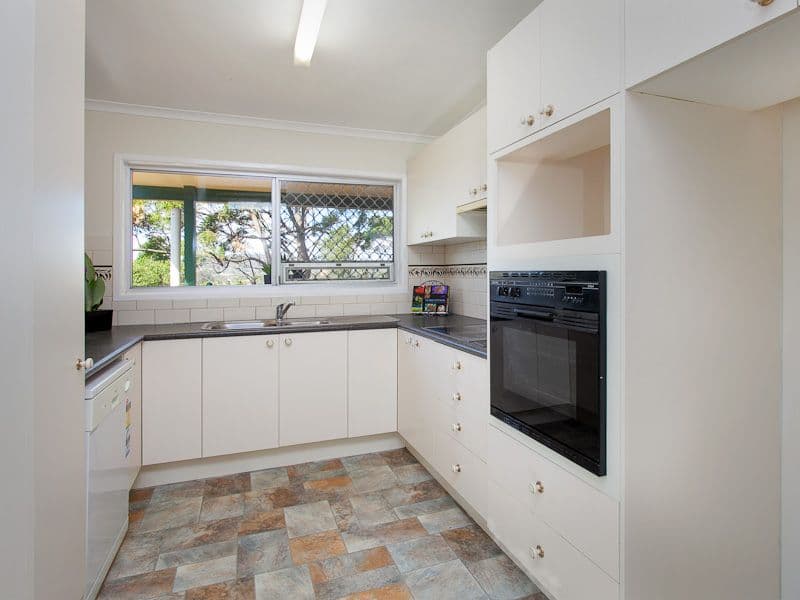 81 Narellan Street, ARANA HILLS QLD 4054, Arana Hills - Thumbnail 4