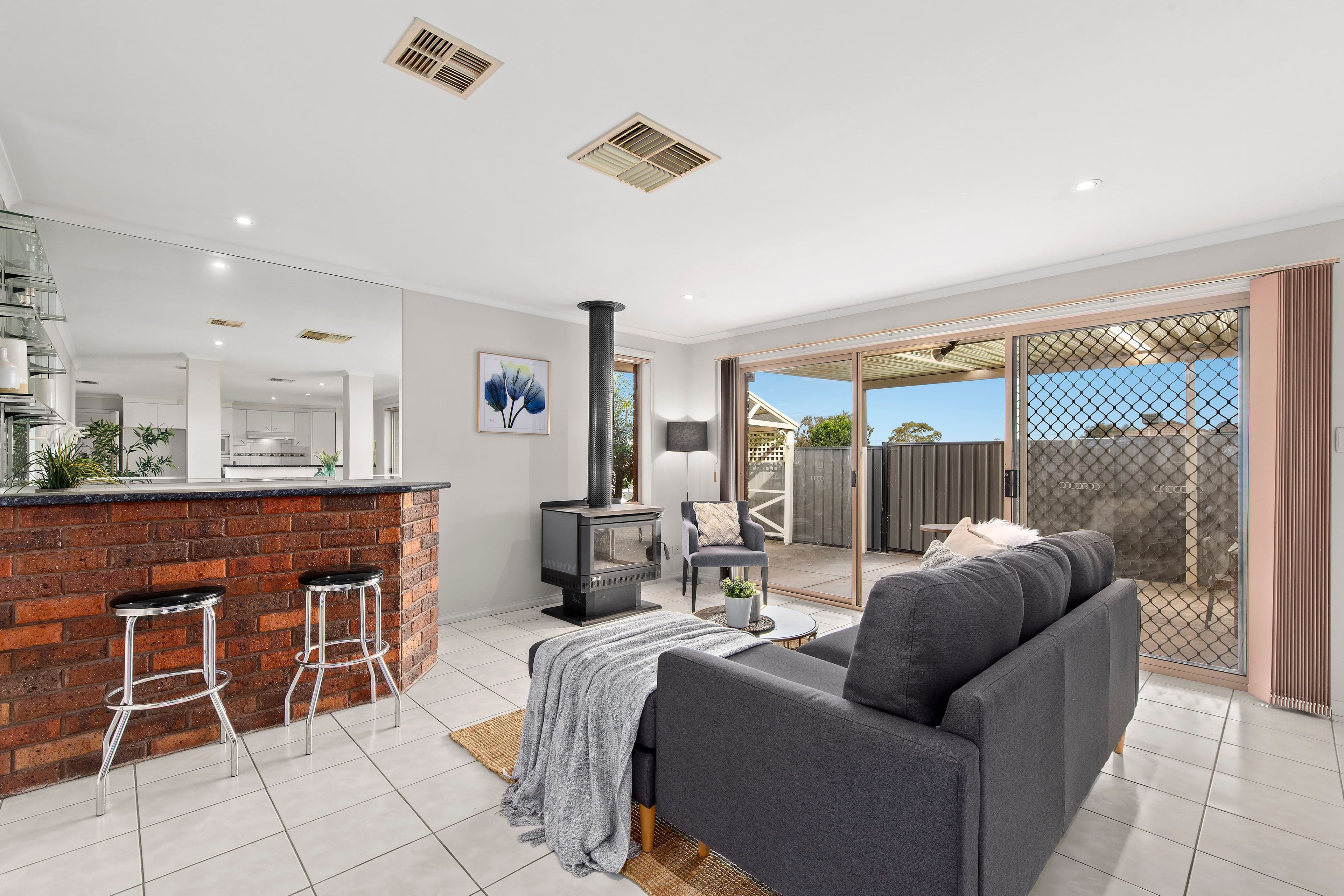32 Carroll Crescent, Mill Park VIC 3082, Mill Park - Thumbnail 5