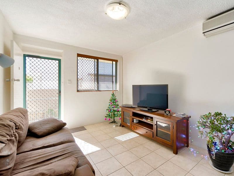 22 Balowrie Street, HAMILTON QLD 4007, Hamilton - Thumbnail 3