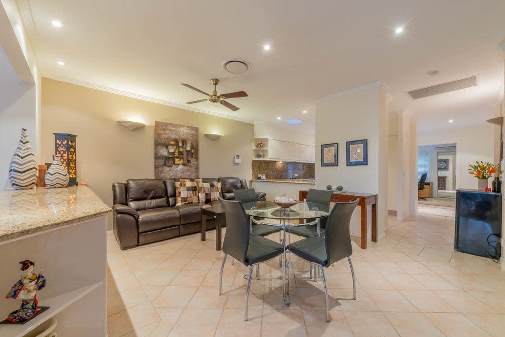 29 Vespa Crescent, Surfers Paradise QLD 4217, Surfers Paradise - Thumbnail 4