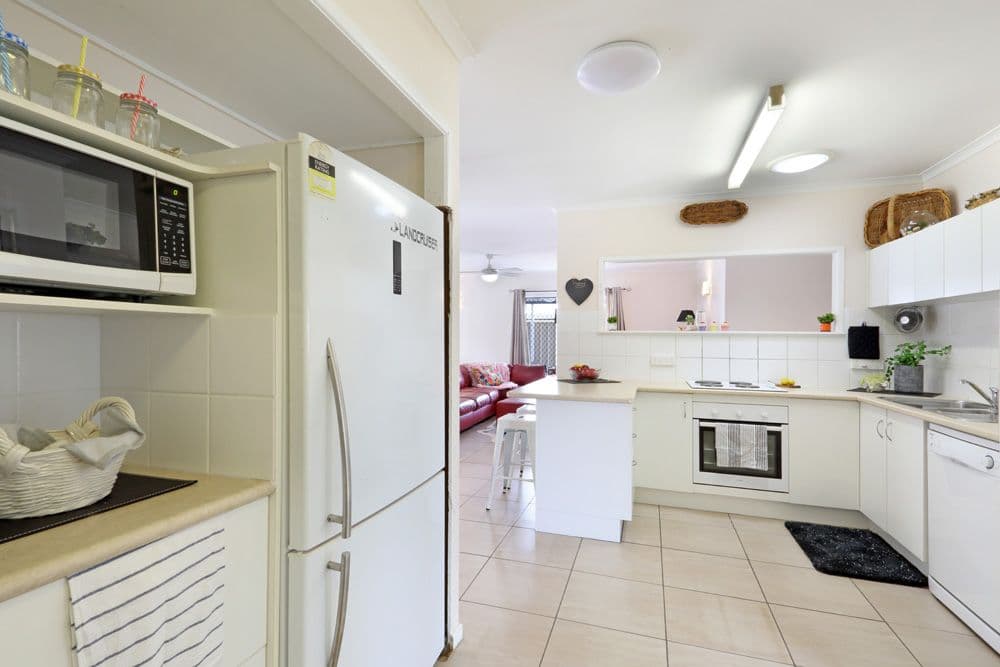 1 Hankinson Street, Golden Beach QLD 4551, Golden Beach - Thumbnail 4