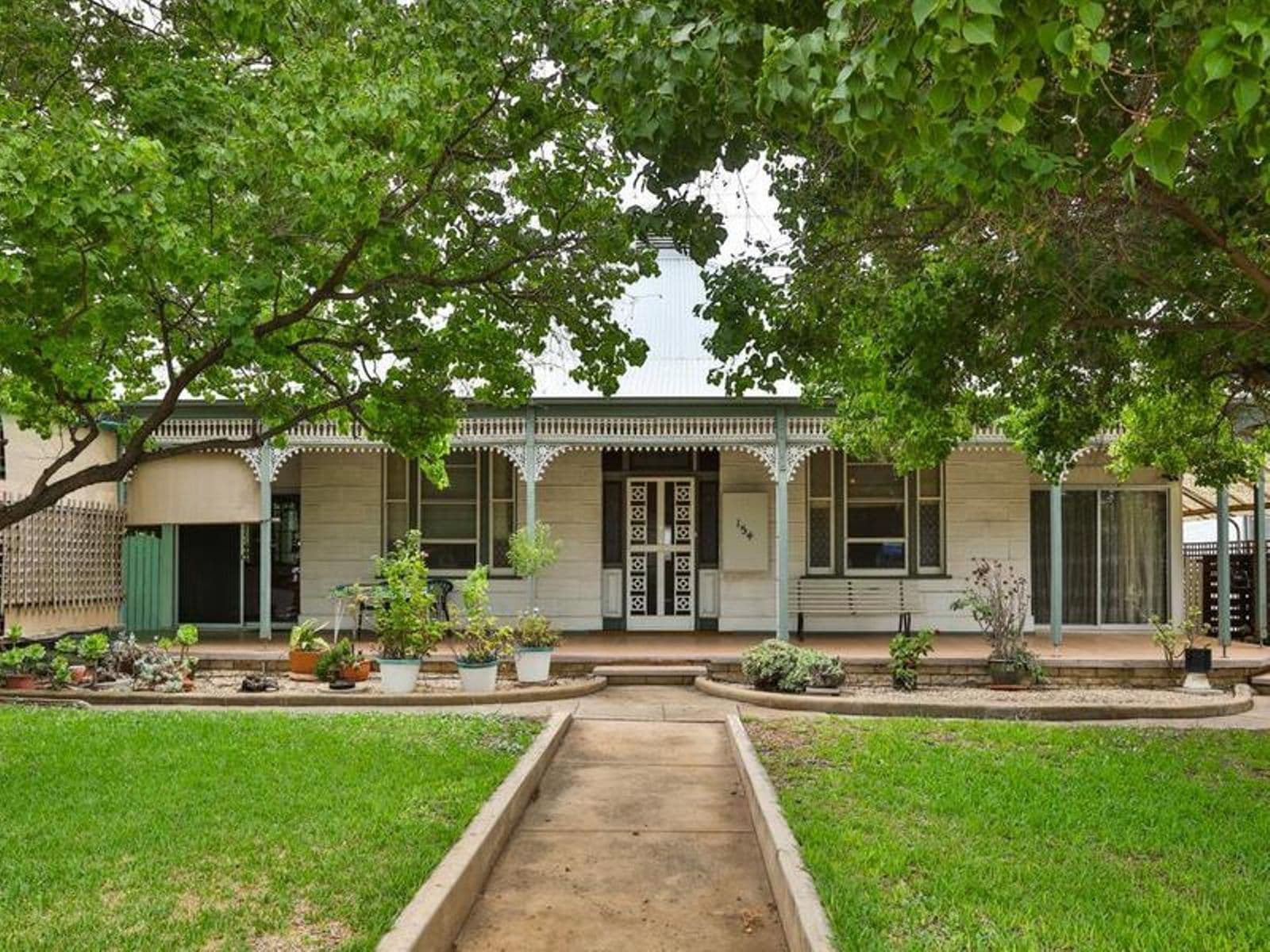 154-158 Madden Avenue, Mildura - Thumbnail 2