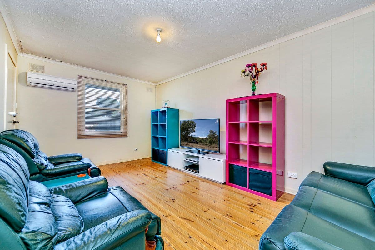 79 Donnington Road, Elizabeth North SA 5113, Elizabeth North - Thumbnail 2