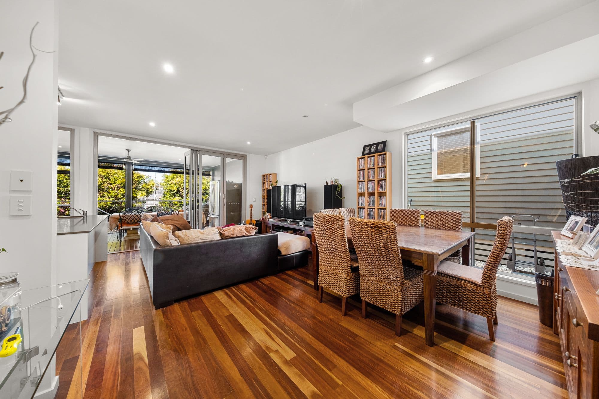 14 Andrew Avenue, Tarragindi QLD 4121, Tarragindi - Thumbnail 2