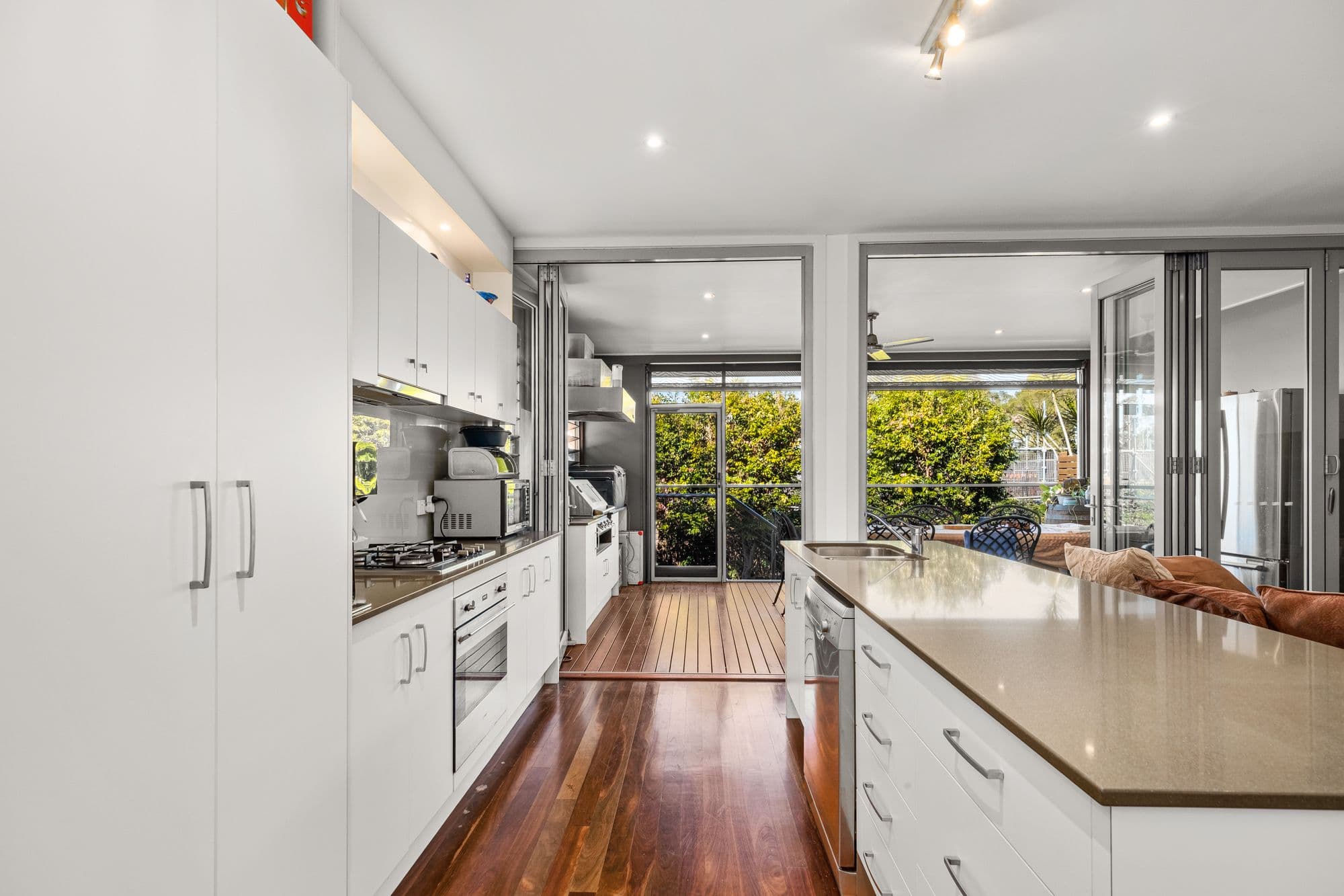 14 Andrew Avenue, Tarragindi QLD 4121, Tarragindi - Thumbnail 7