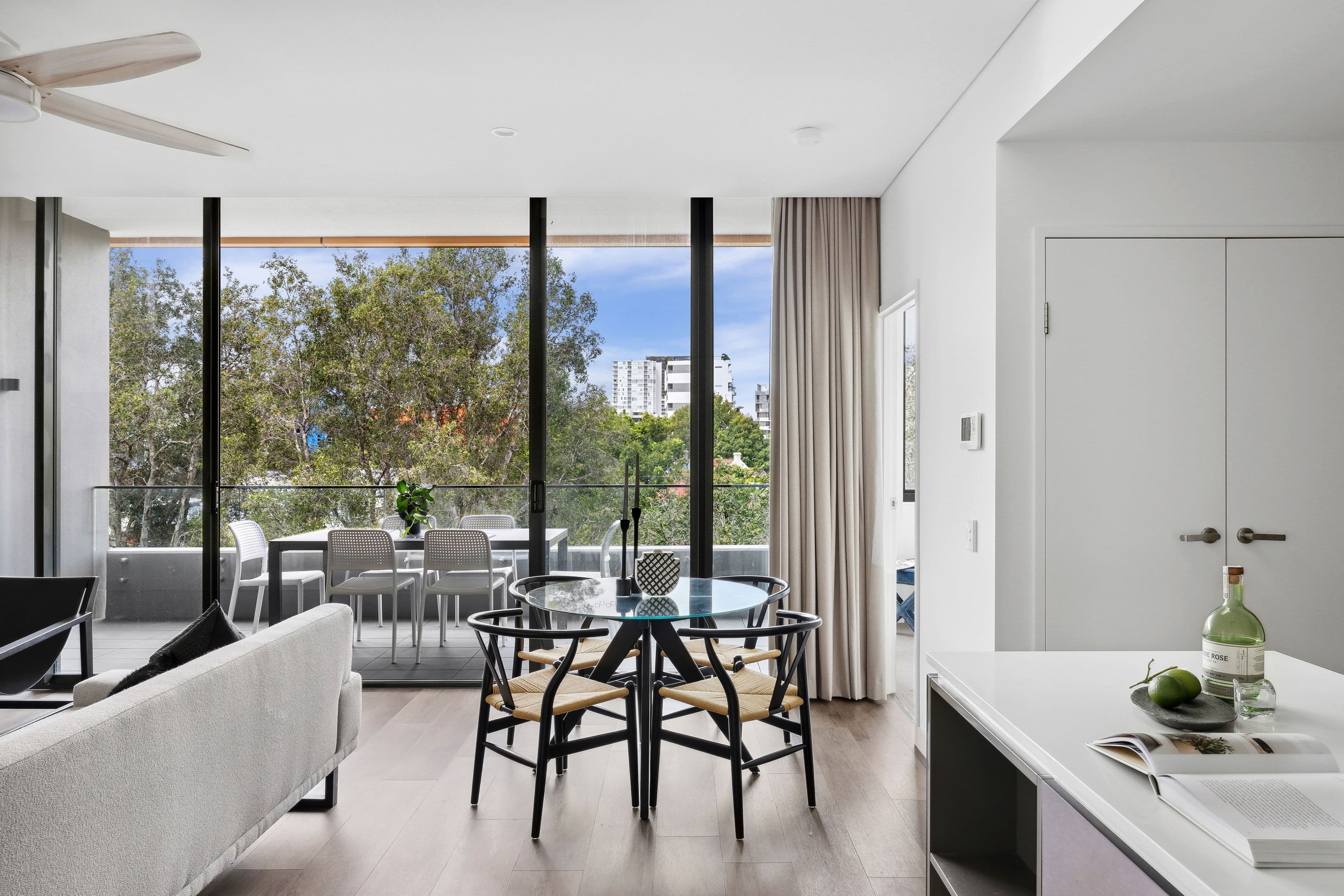 707 Elizabeth Street, Waterloo NSW 2017, Waterloo - Thumbnail 2