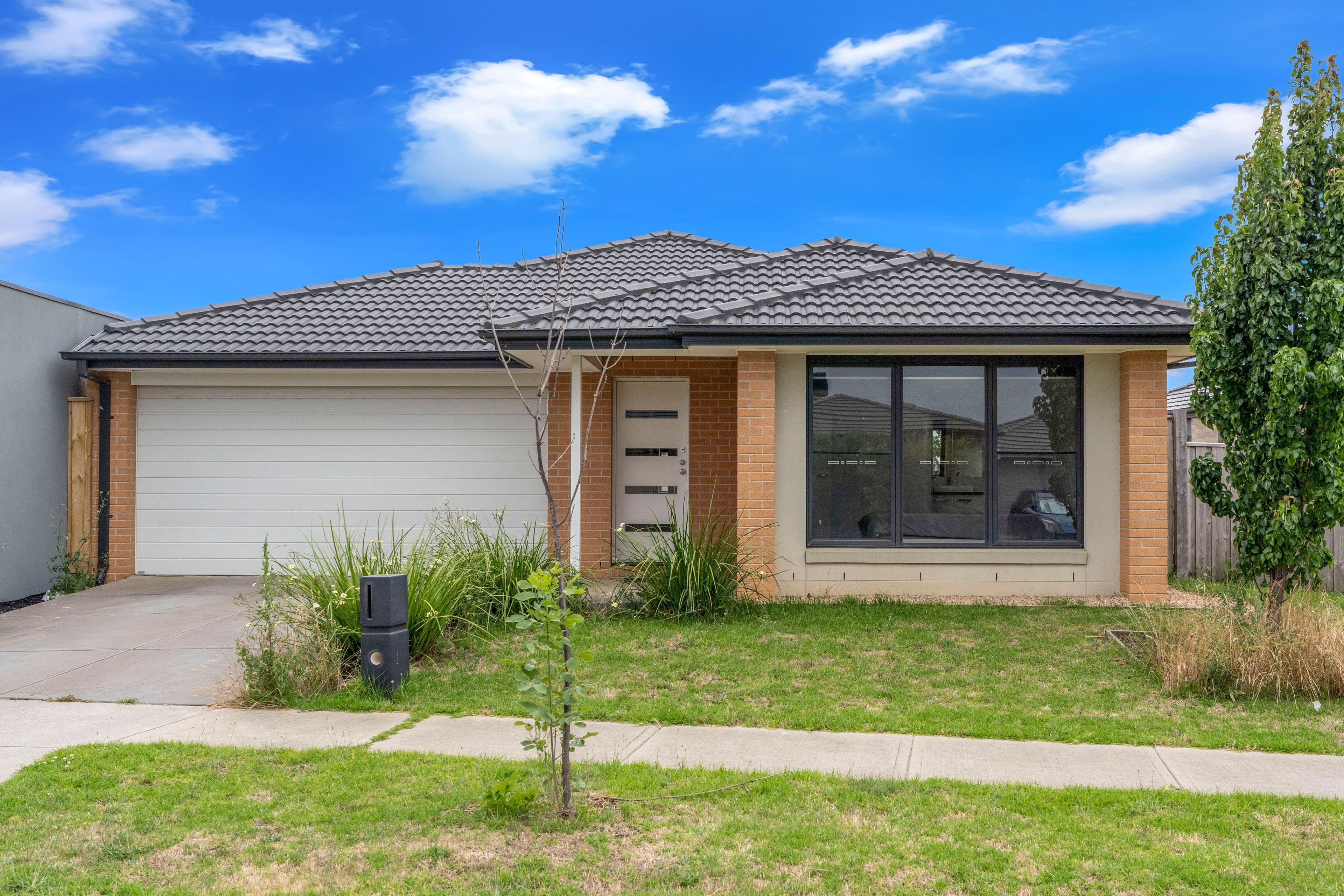 19 Cochrane Avenue, Mickleham VIC 3064, Mickleham - Image 1