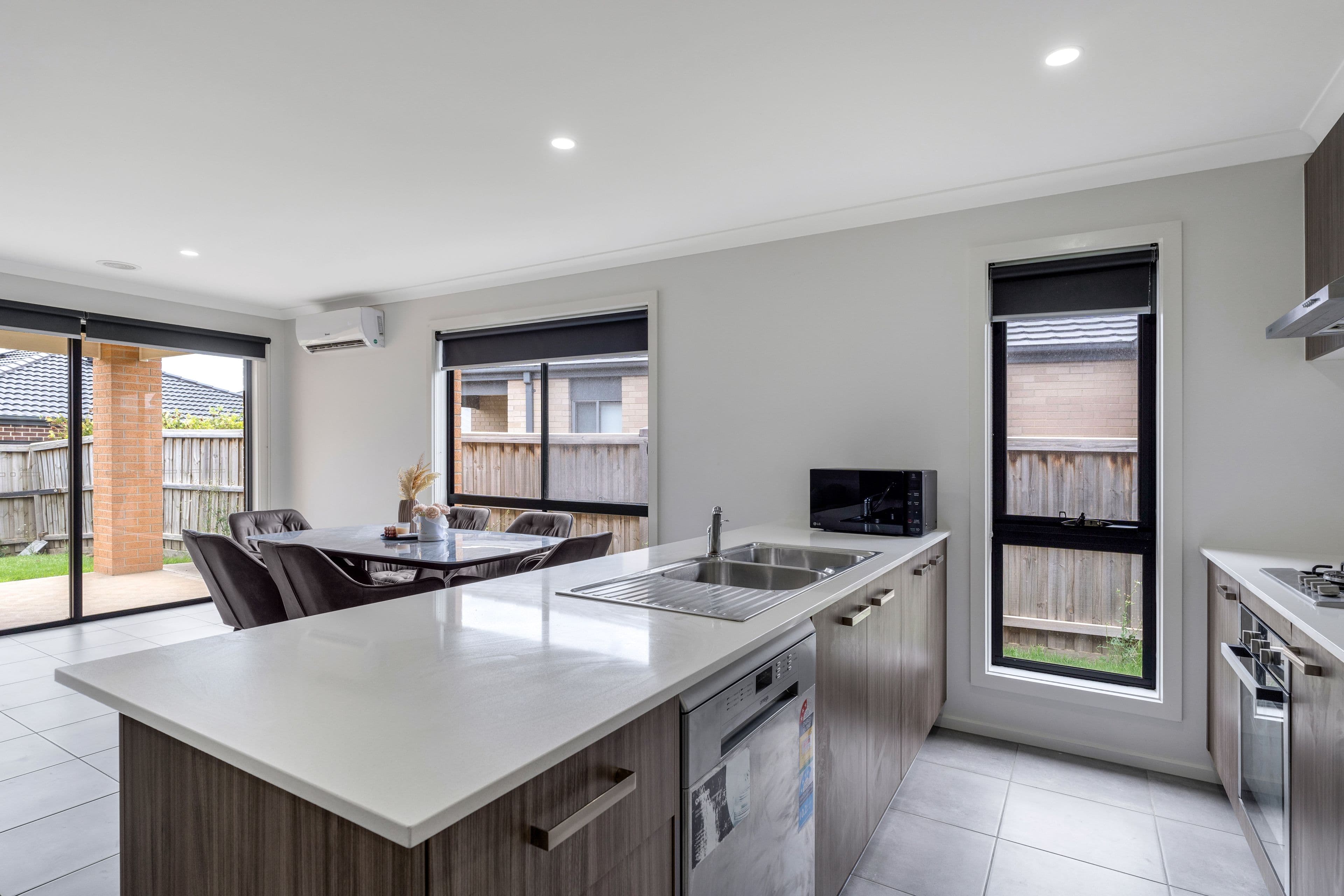 19 Cochrane Avenue, Mickleham VIC 3064, Mickleham - Thumbnail 2