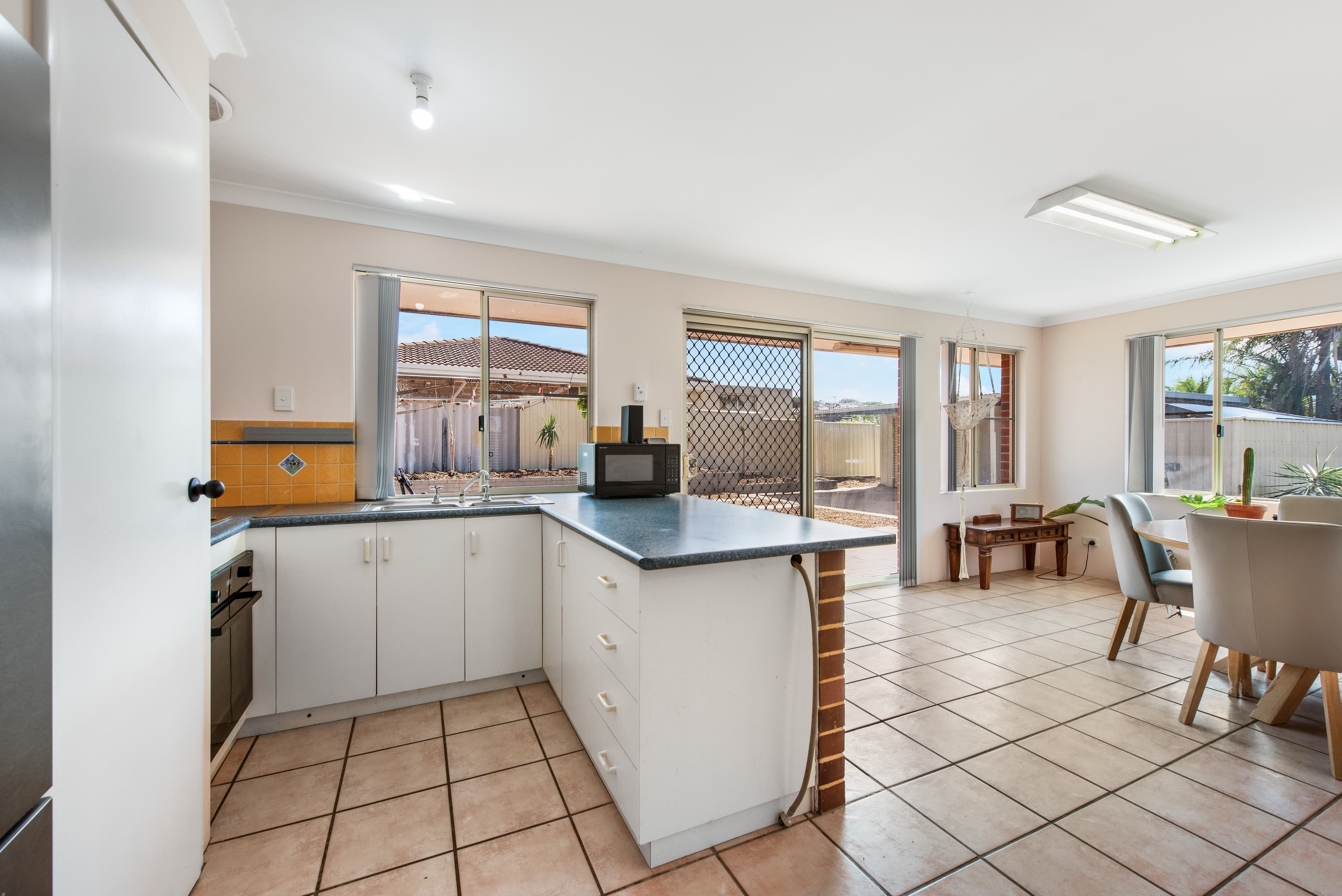 10 Thames Drive, Cape Burney WA 6532, Cape Burney - Thumbnail 4