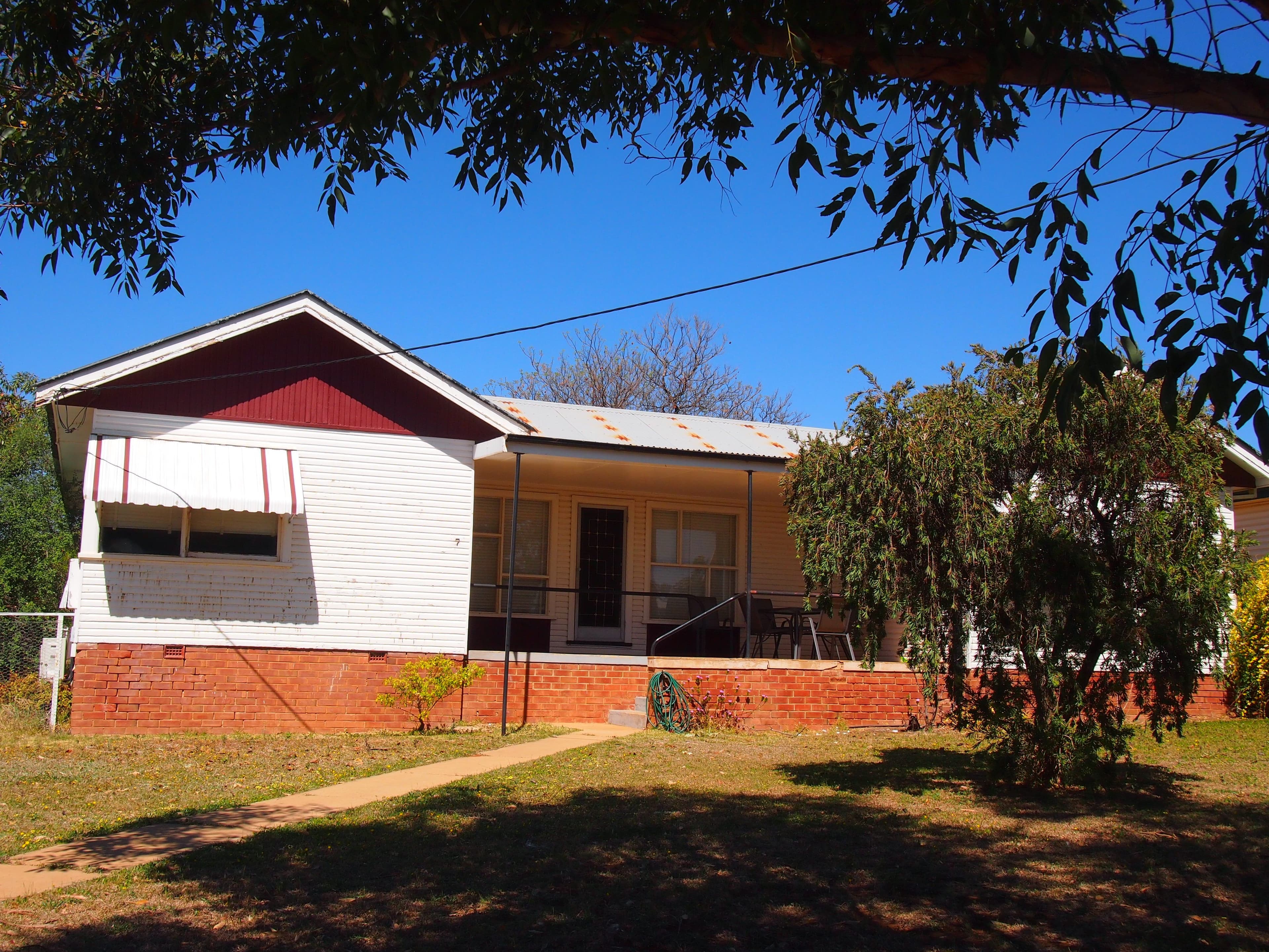 7 Turner Street, Condobolin - Image 1