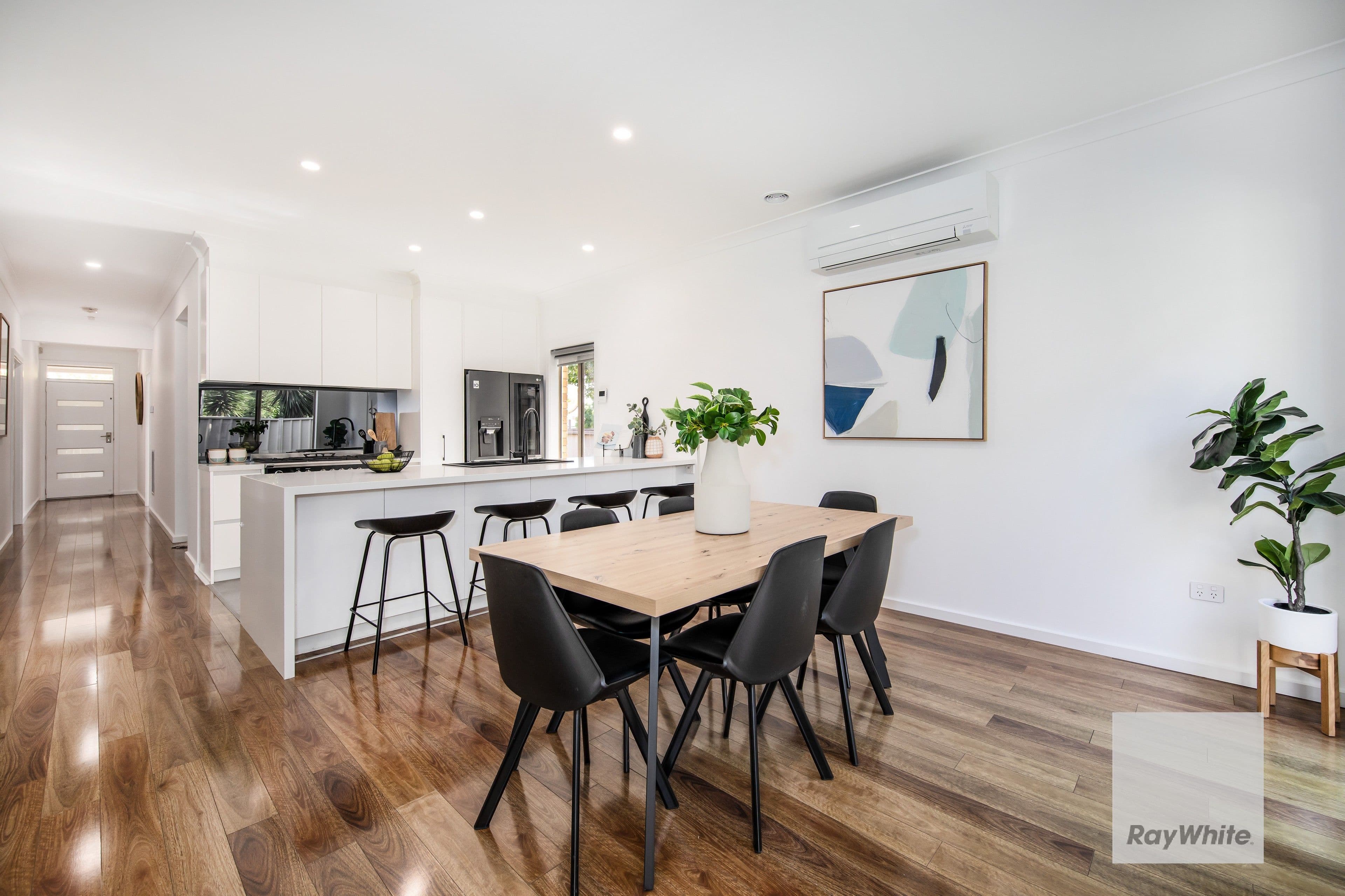 23 Studley Park Way, Caroline Springs VIC 3023, Caroline Springs - Thumbnail 6