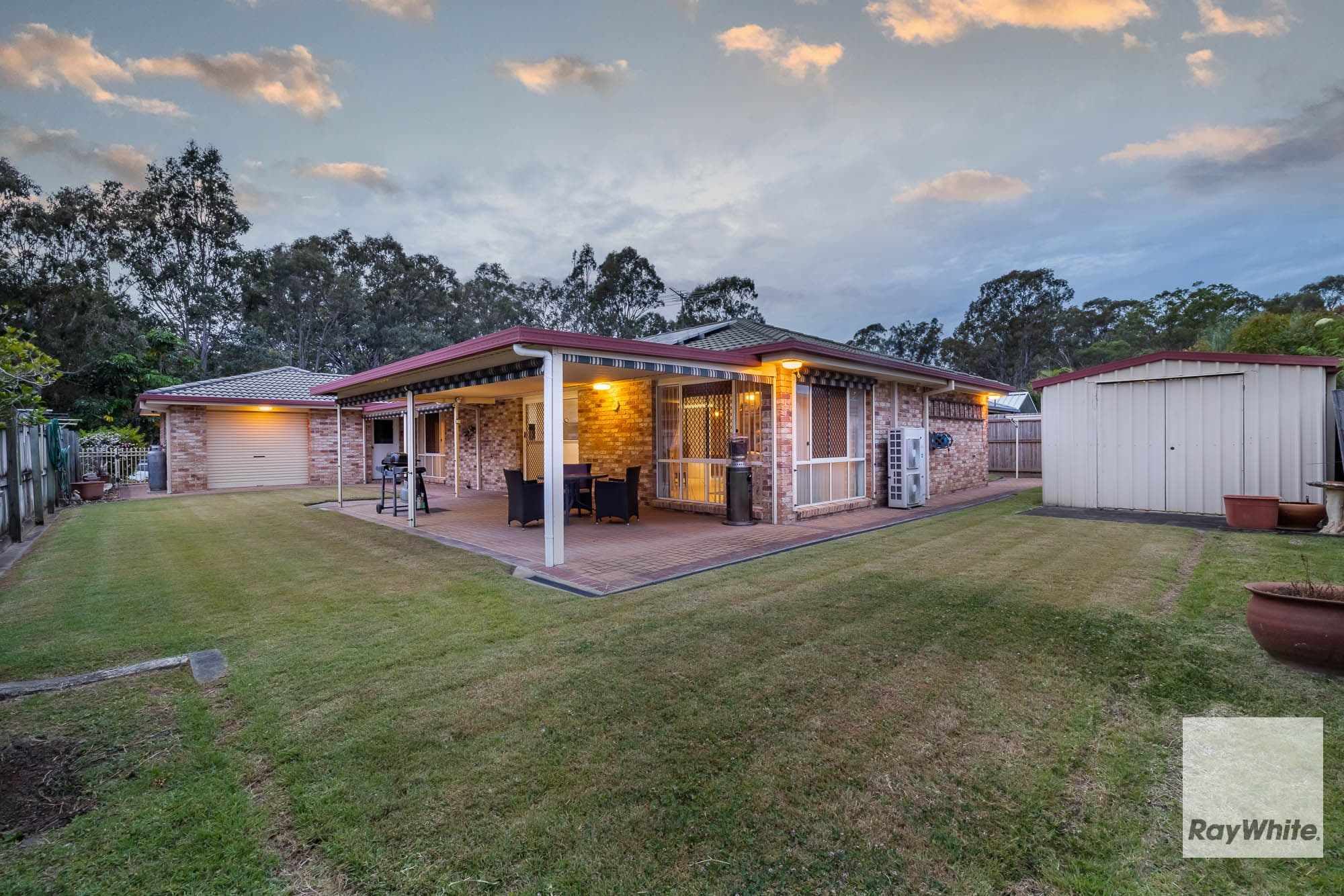 40 Marjorie Buckler Avenue, Redland Bay QLD 4165, Redland Bay - Thumbnail 2