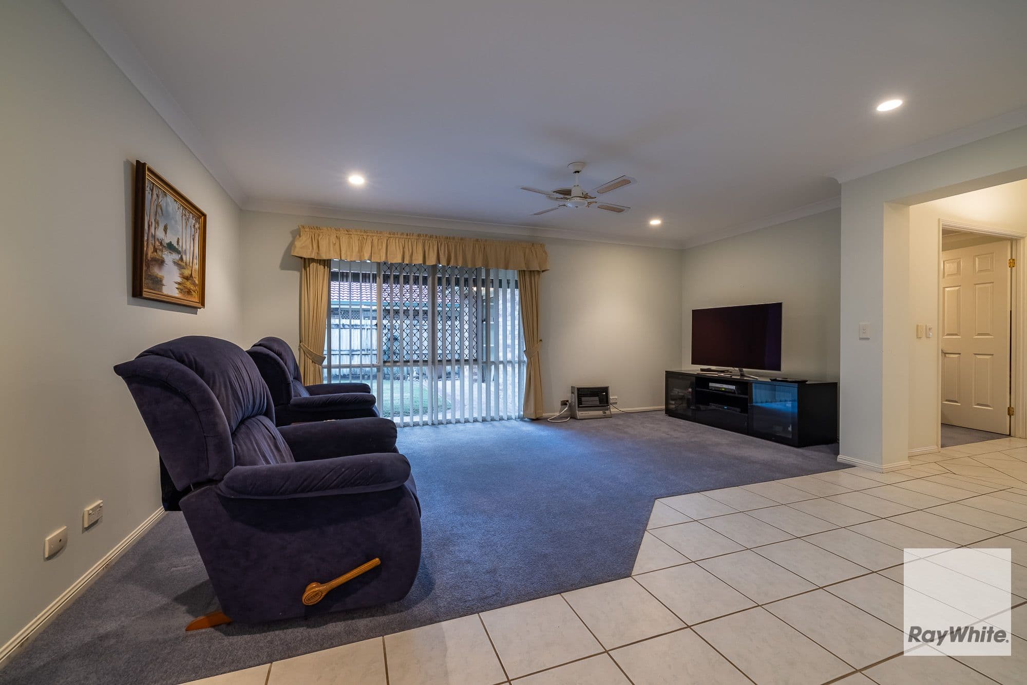 40 Marjorie Buckler Avenue, Redland Bay QLD 4165, Redland Bay - Thumbnail 6