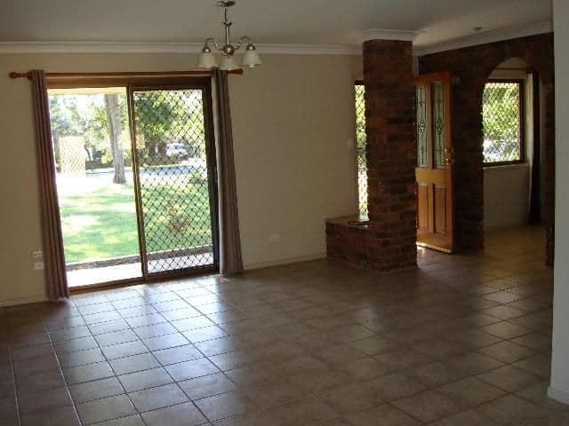 35 Bluegum Drive, MARSDEN QLD 4132, Marsden - Thumbnail 4