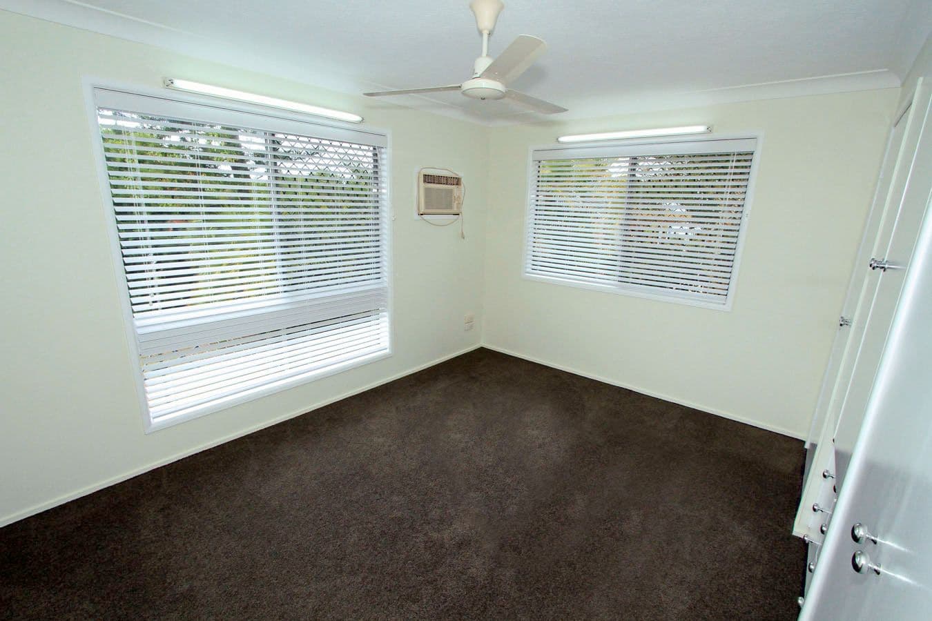 33 MacDonald Street, BARLOWS HILL QLD 4703, Barlows Hill - Thumbnail 8