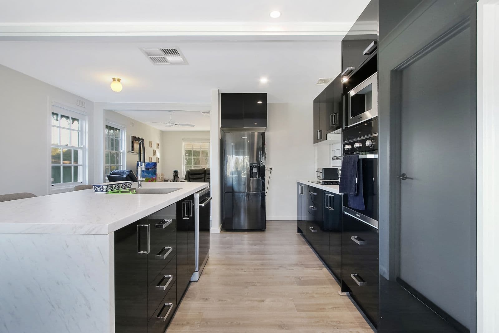 281 Cheyenne Drive, Lavington NSW 2641, Lavington - Image 1