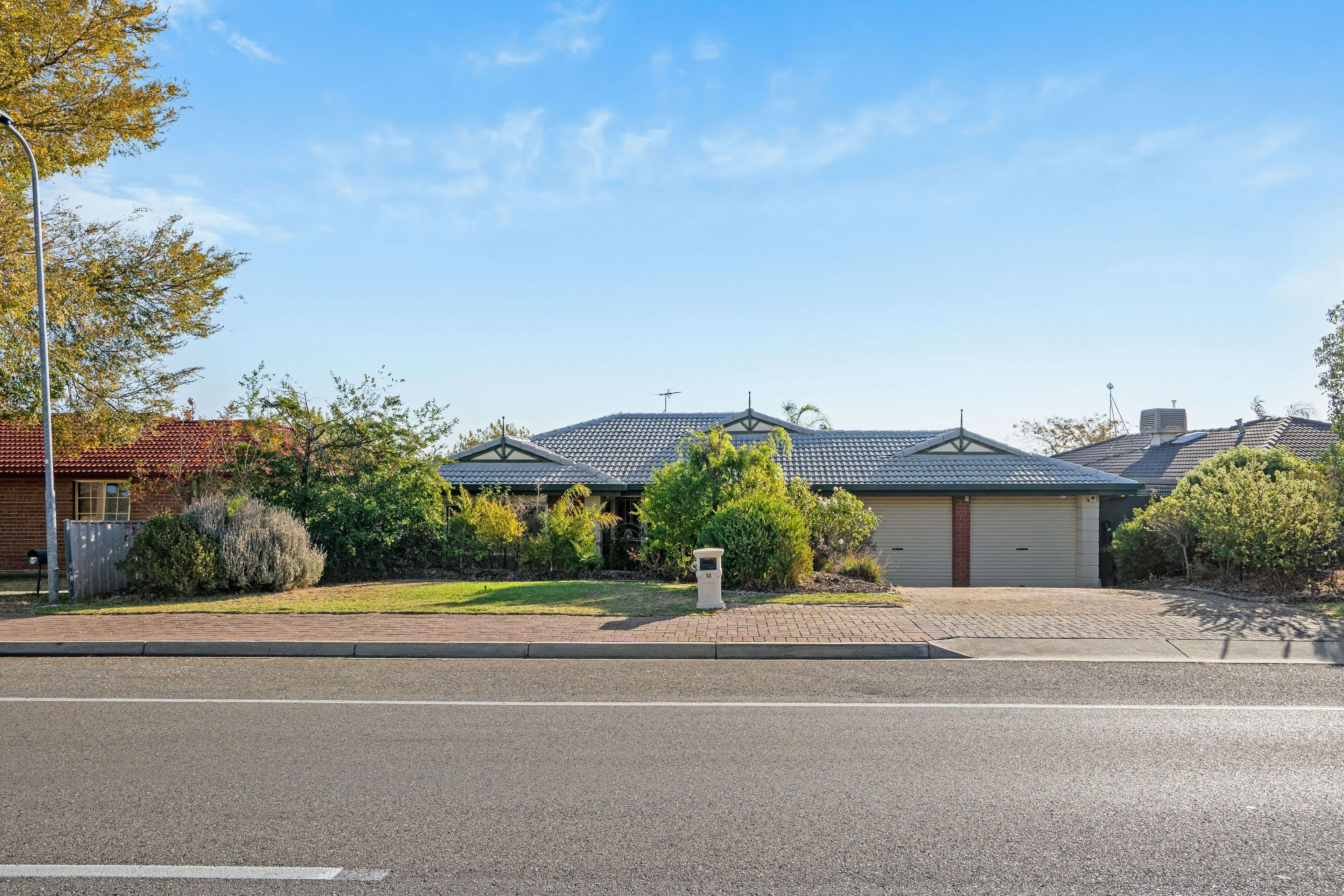 52 Investigator Drive, Woodcroft SA 5162, Woodcroft - Thumbnail 2
