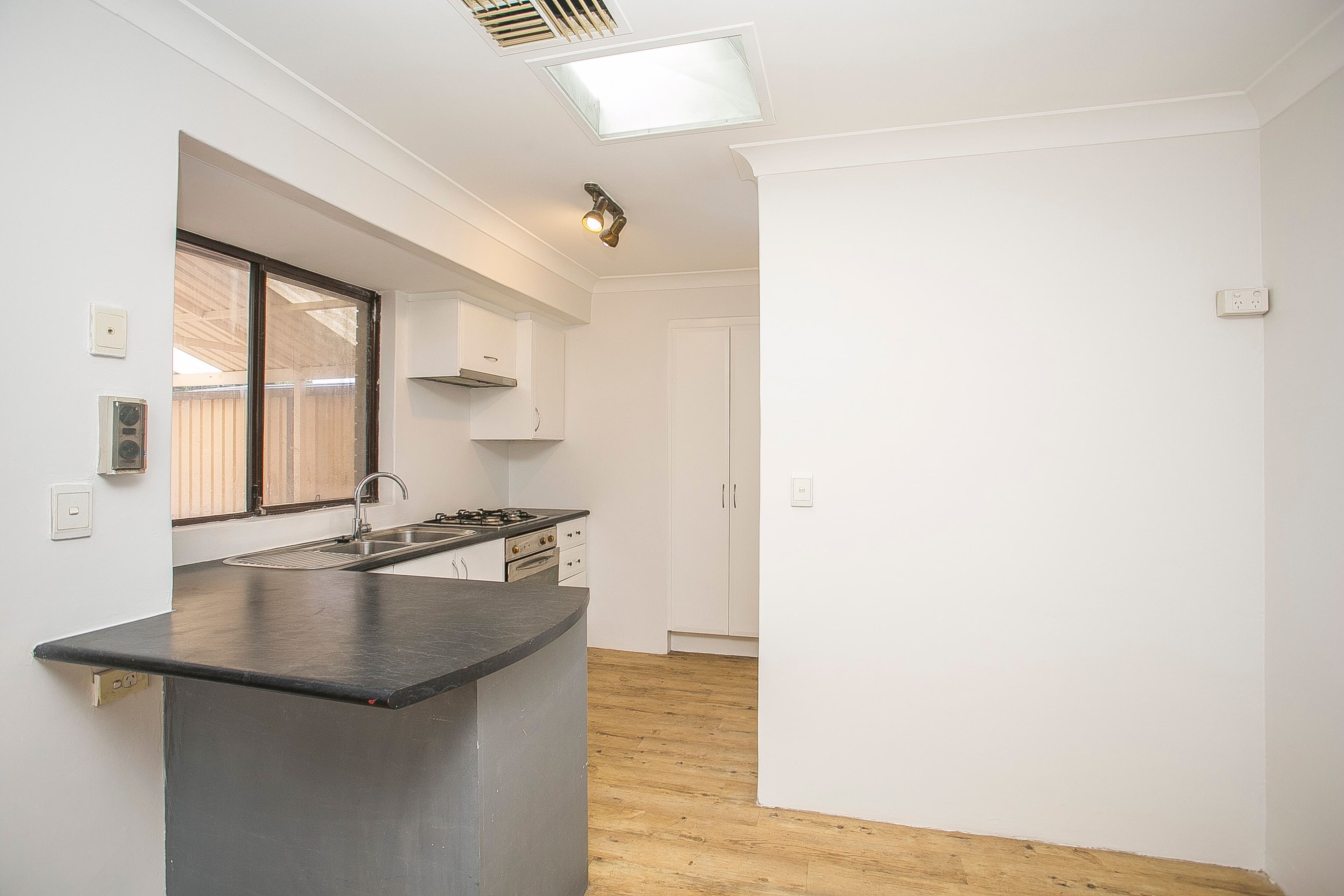 13 Darling Court, Maddington WA 6109, Maddington - Thumbnail 7