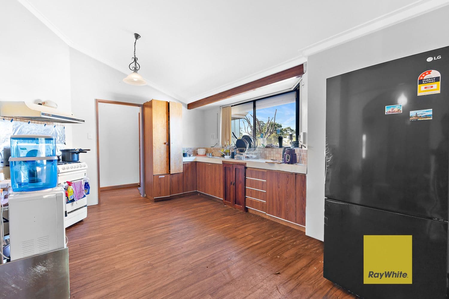 25 Grovelands Drive, Camillo WA 6111, Camillo - Thumbnail 2