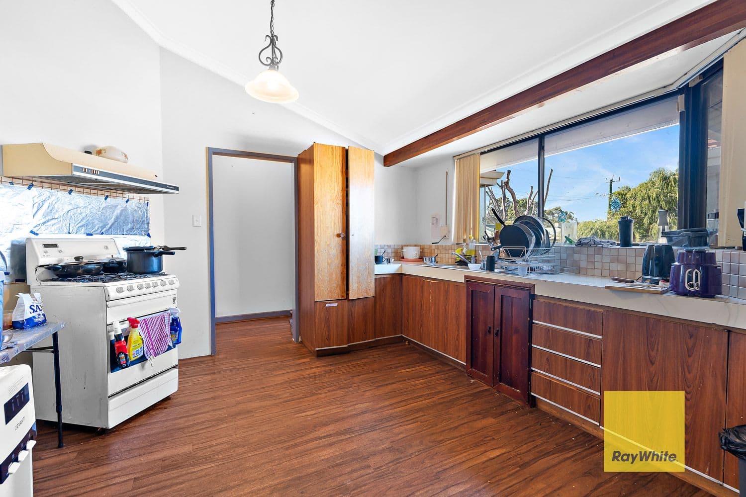 25 Grovelands Drive, Camillo WA 6111, Camillo - Thumbnail 3
