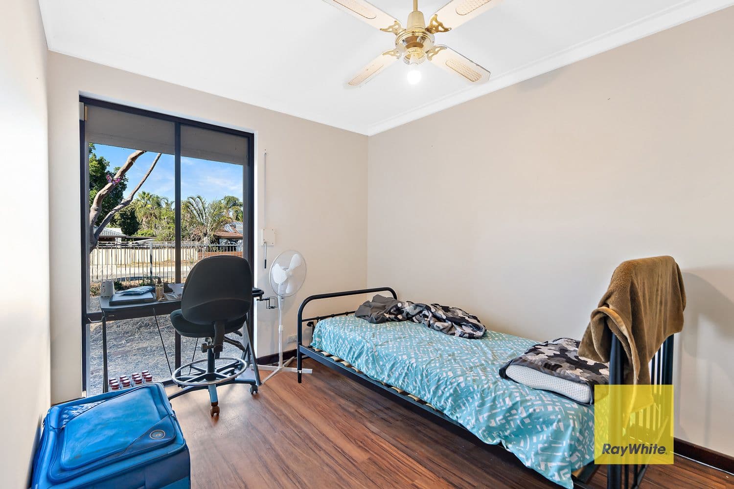 25 Grovelands Drive, Camillo WA 6111, Camillo - Thumbnail 6