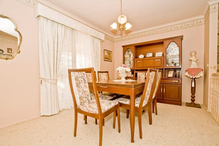27 Riddell Road, WANTIRNA SOUTH VIC 3152, Wantirna South - Thumbnail 4