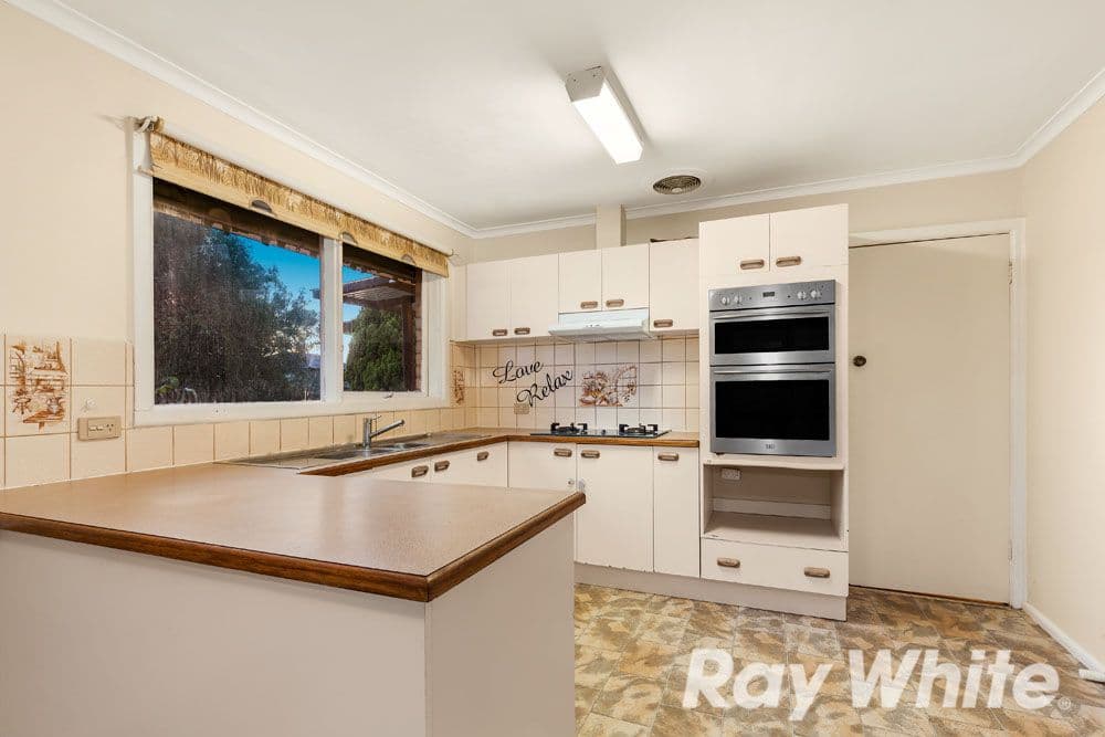 98 Scoresby Road, Bayswater VIC 3153, Bayswater - Thumbnail 4