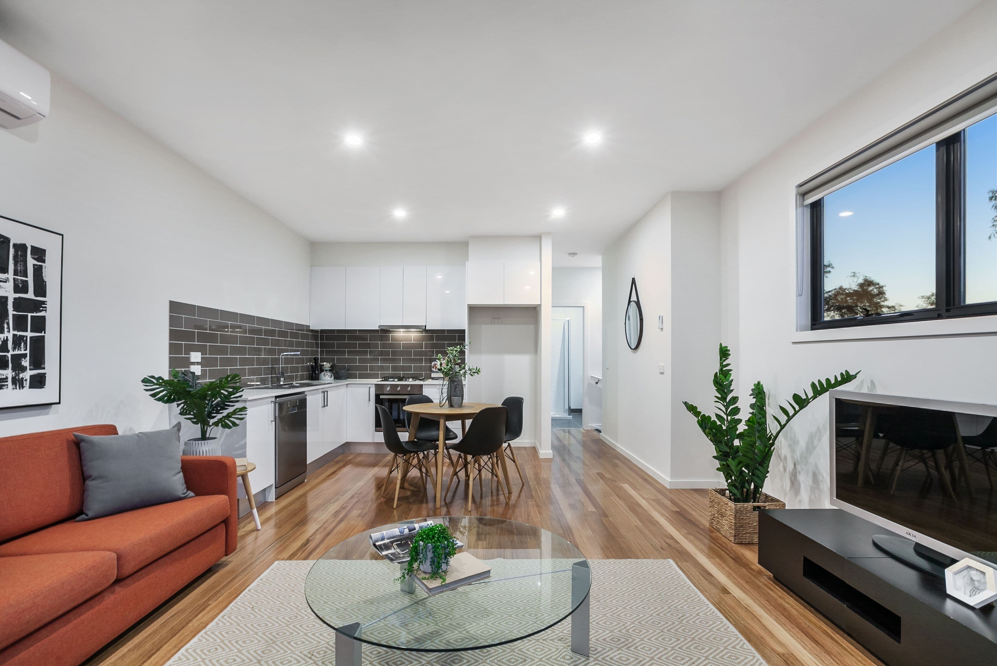 8 Lorensen Avenue, Coburg North VIC 3058, Coburg North - Thumbnail 4