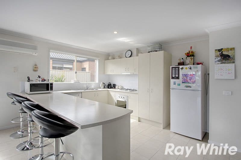 7 Azure Court, PAKENHAM VIC 3810, Pakenham - Thumbnail 5