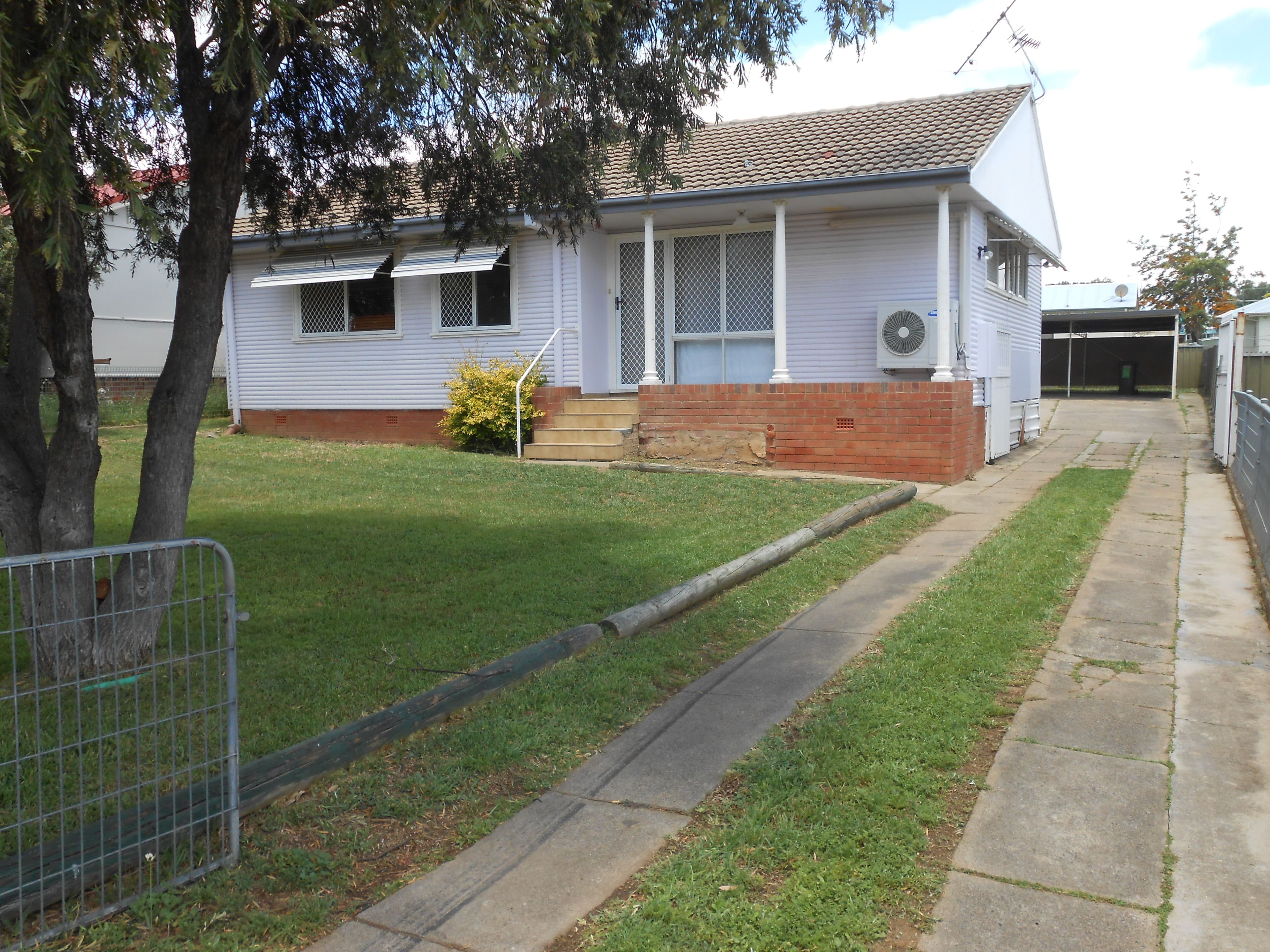 133 Petra Avenue, Tamworth NSW 2340, Tamworth - Image 1
