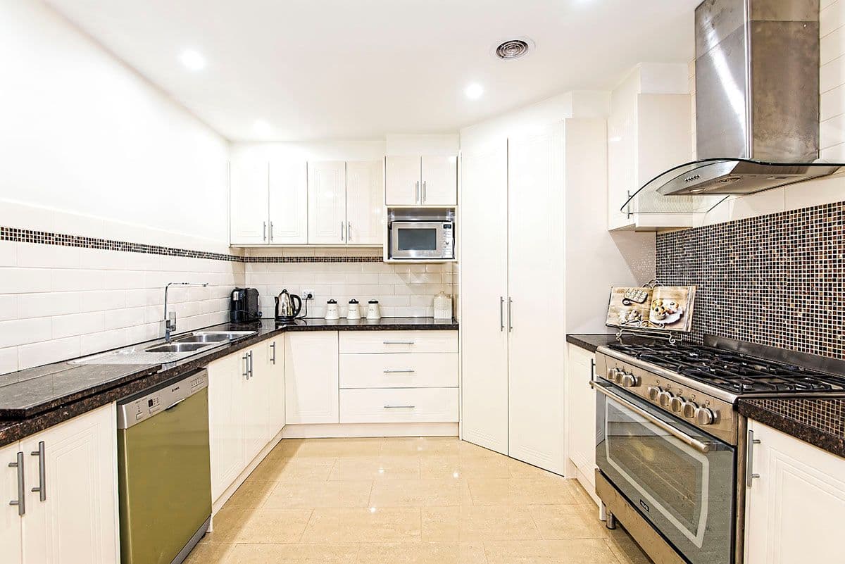 8 Hoddle Court, Mill Park VIC 3082, Mill Park - Thumbnail 7