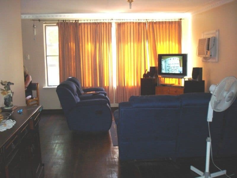 21 Saturn Street, BECKENHAM WA 6107, Beckenham - Thumbnail 2