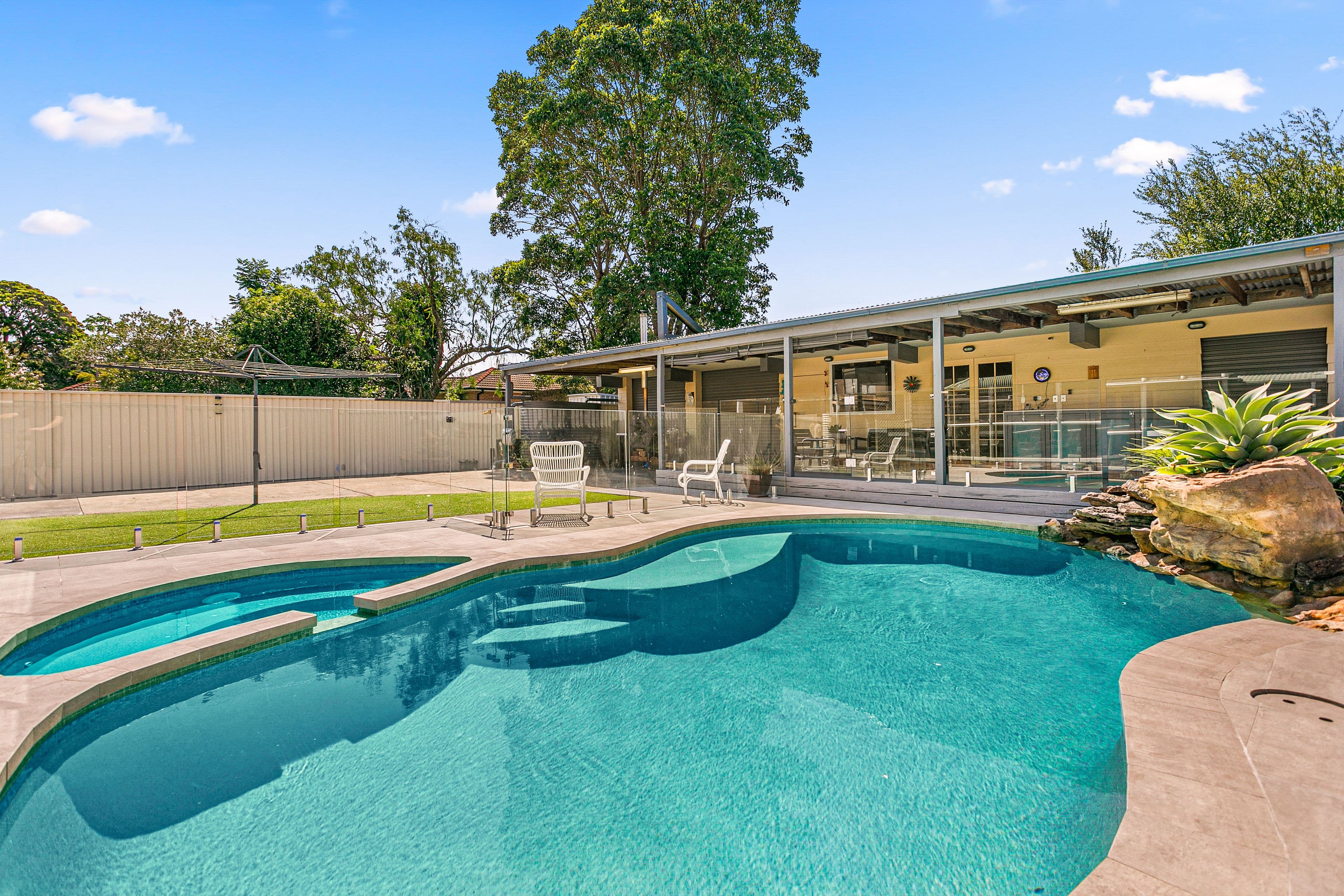 24 Park Street, Peakhurst NSW 2210, Peakhurst - Thumbnail 3