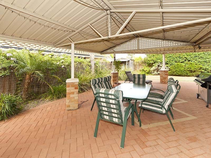 9 Petrea Place, CANNING VALE WA 6155, Canning Vale - Thumbnail 2