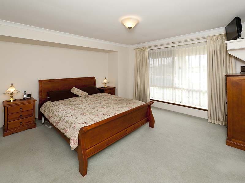 9 Petrea Place, CANNING VALE WA 6155, Canning Vale - Thumbnail 4