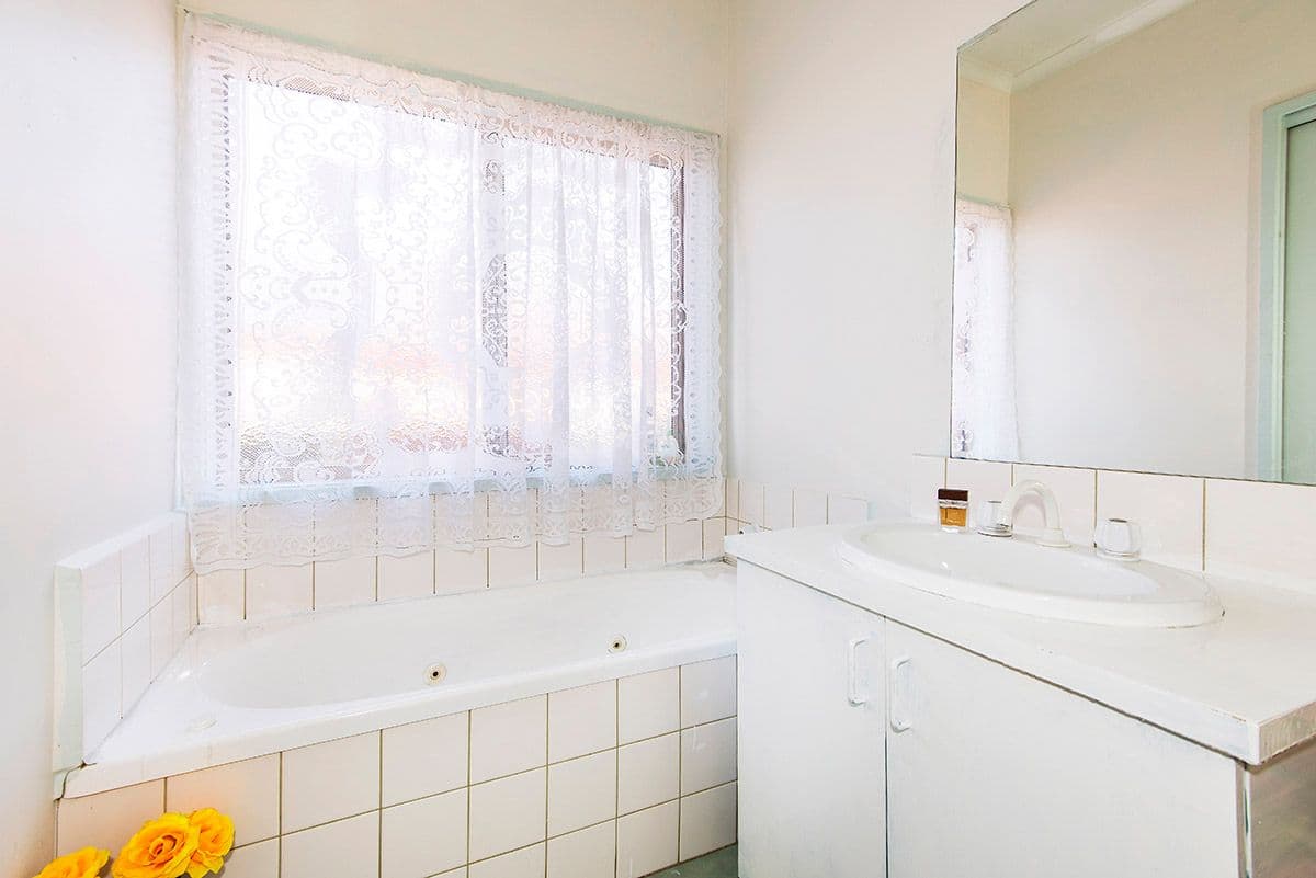 7 Kenthurst Court, Mill Park VIC 3082, Mill Park - Thumbnail 6