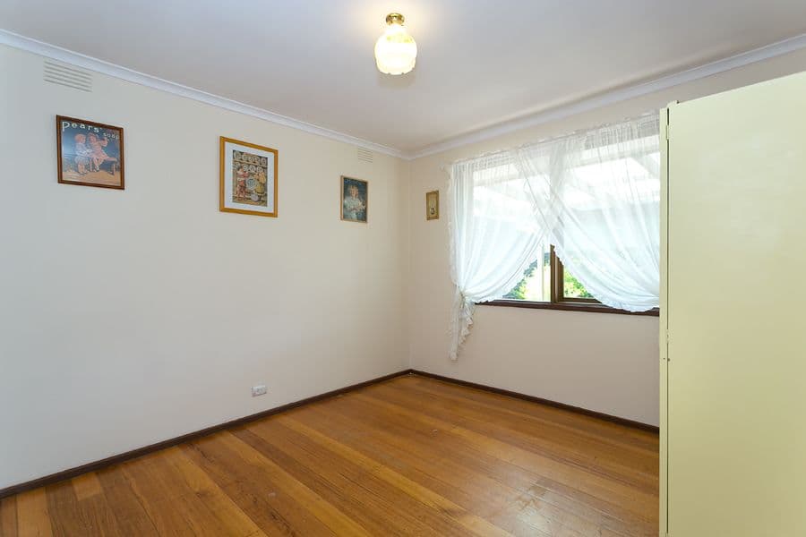 27 Francis Street, MELTON SOUTH VIC 3338, Melton South - Thumbnail 8