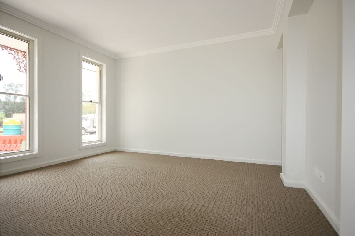 9 Crank Place, Elderslie - Thumbnail 4