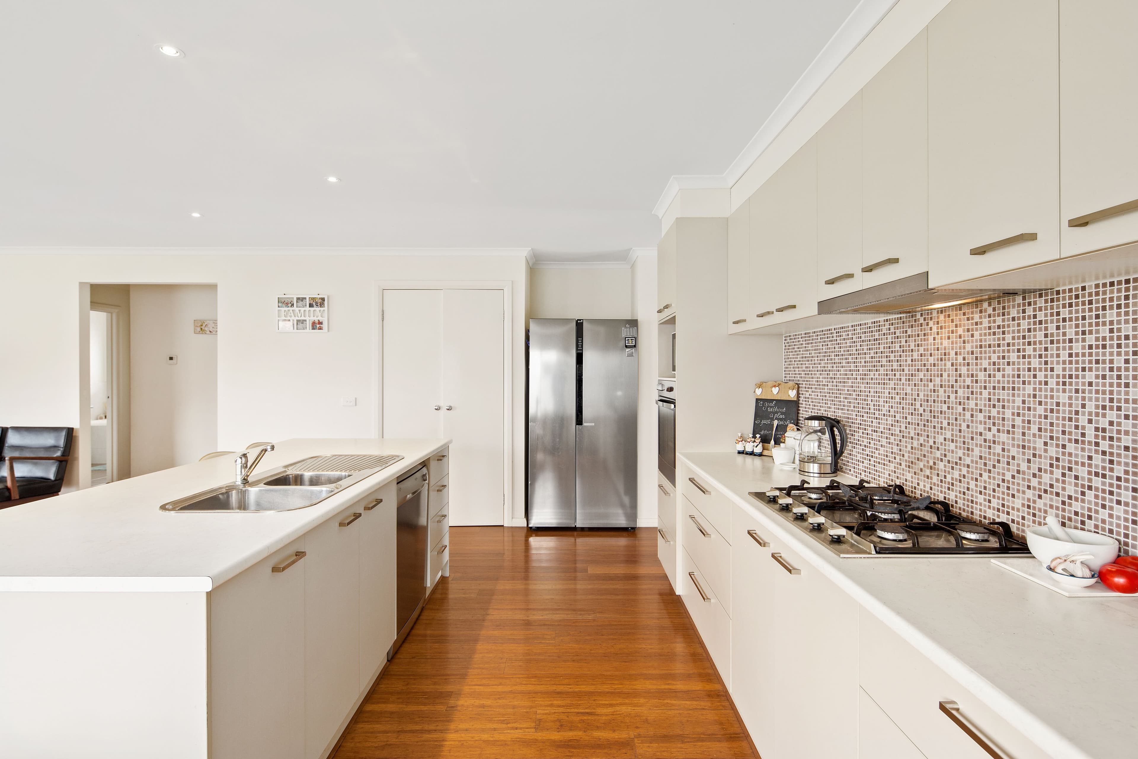 9 Rosella Grove, Cowes VIC 3922, Cowes - Thumbnail 4