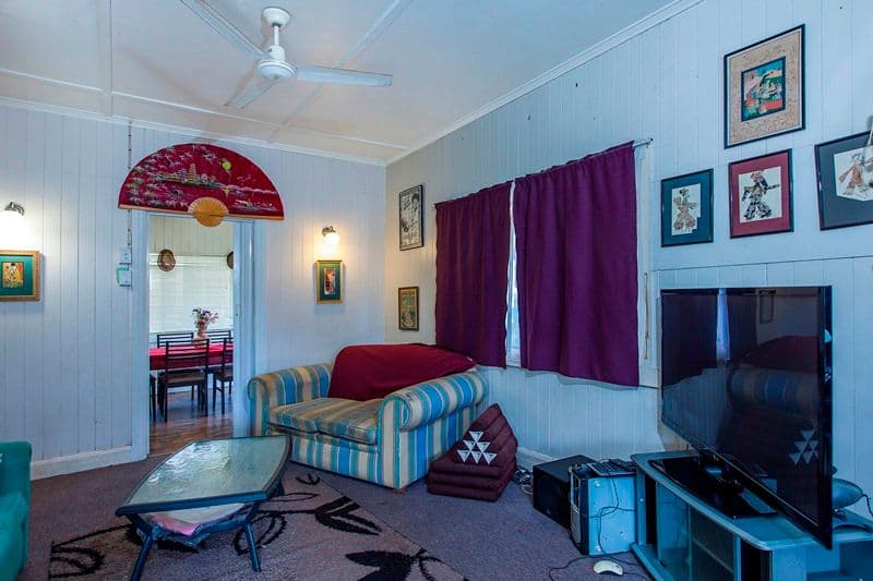 9 Vernon Street, NAMBOUR QLD 4560, Nambour - Thumbnail 4